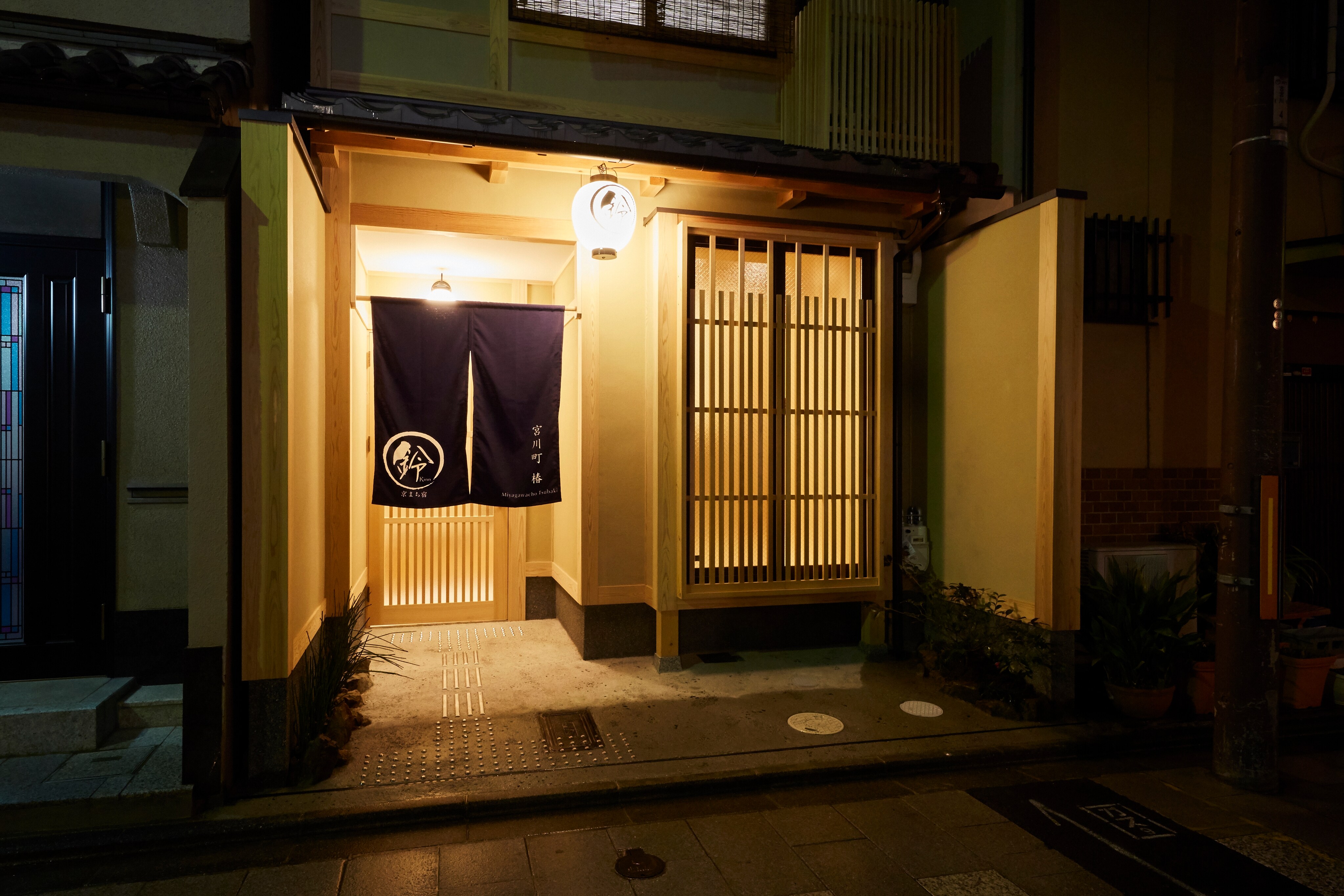 外观（夜间）