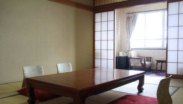 This is a 10 tatami room.