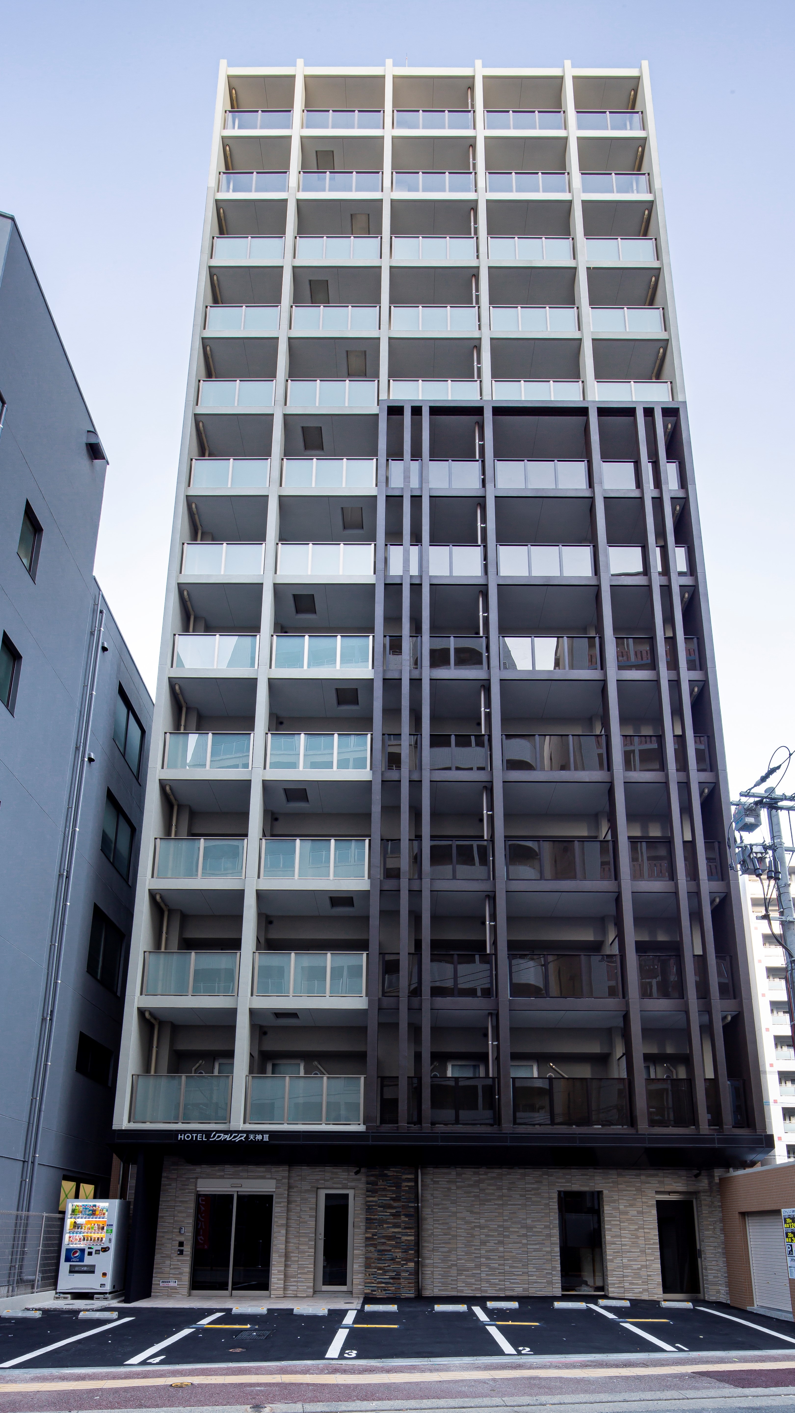 Hotel_Exterior