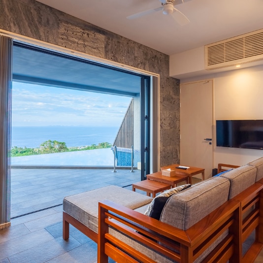 Peace / 50m2 / Private terrace and private pool