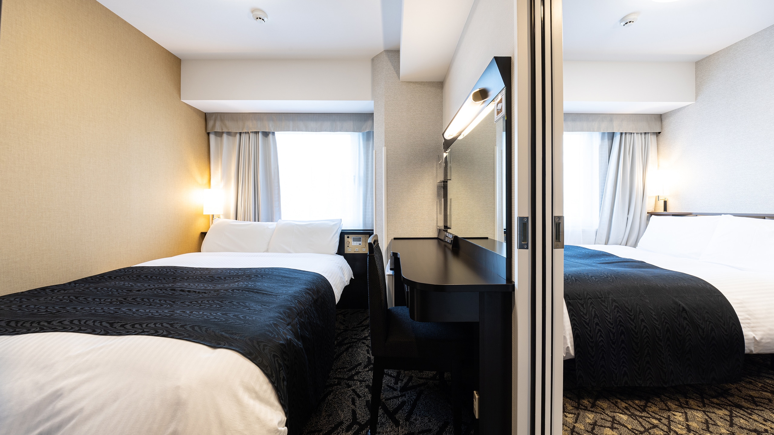 Connecting room 22㎡ for 1 person (2 beds)