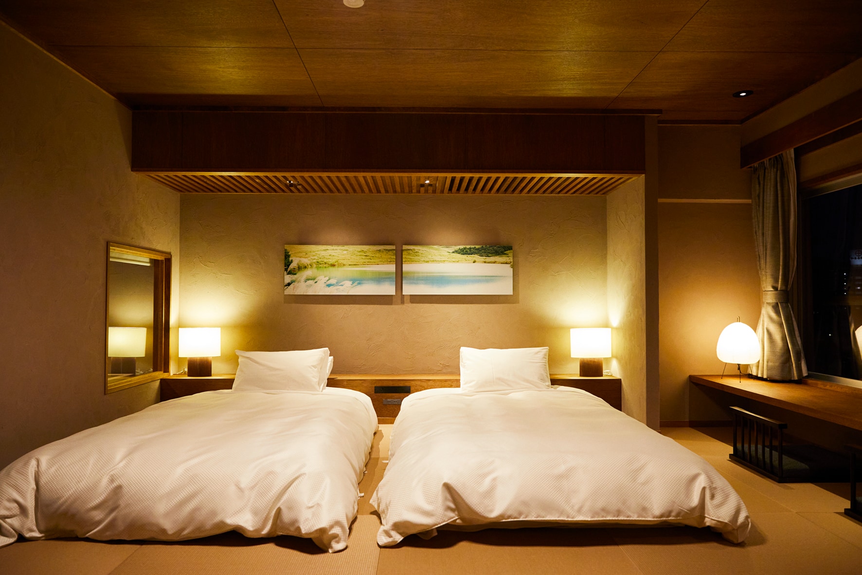 [Japanese-Western style room with indoor hot spring bath - Tsubaki -]