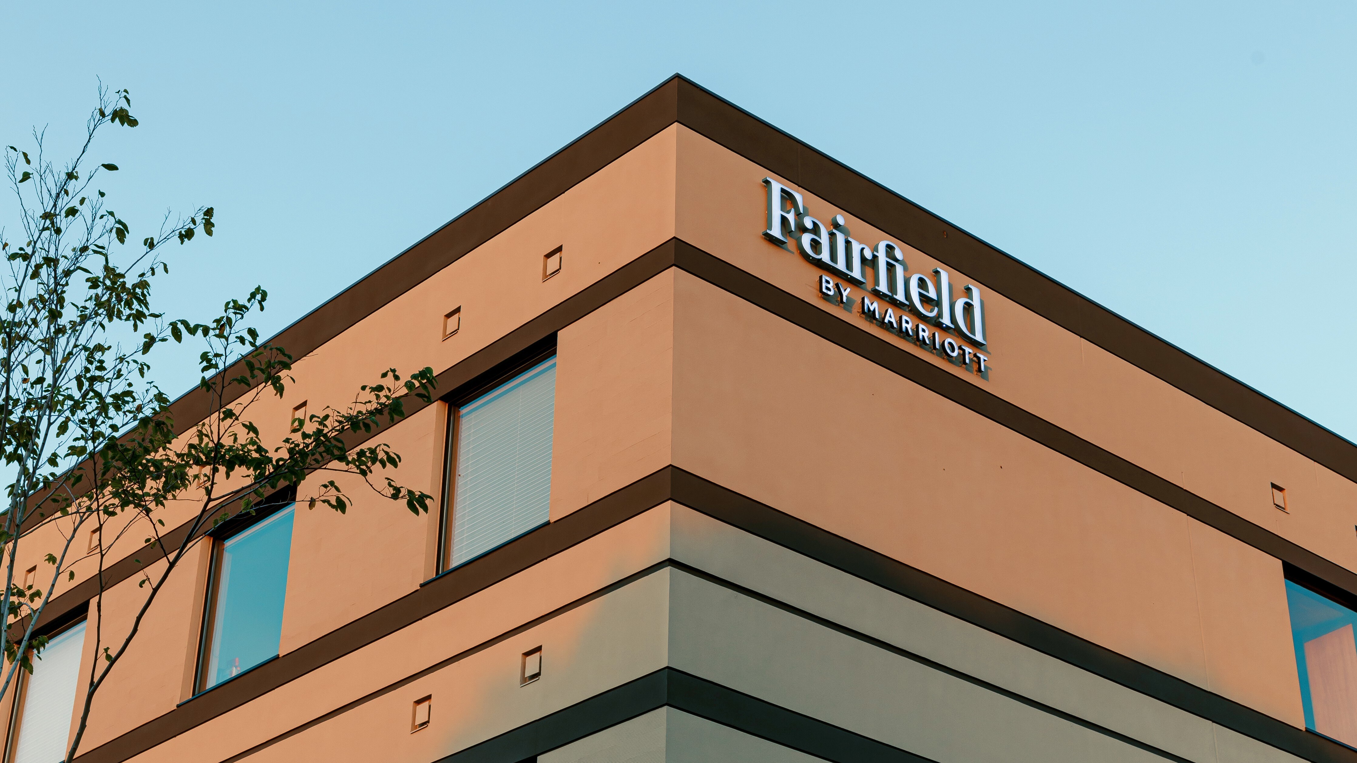 Exterior: Use our hotel as your base to discover the hidden charms of the area.