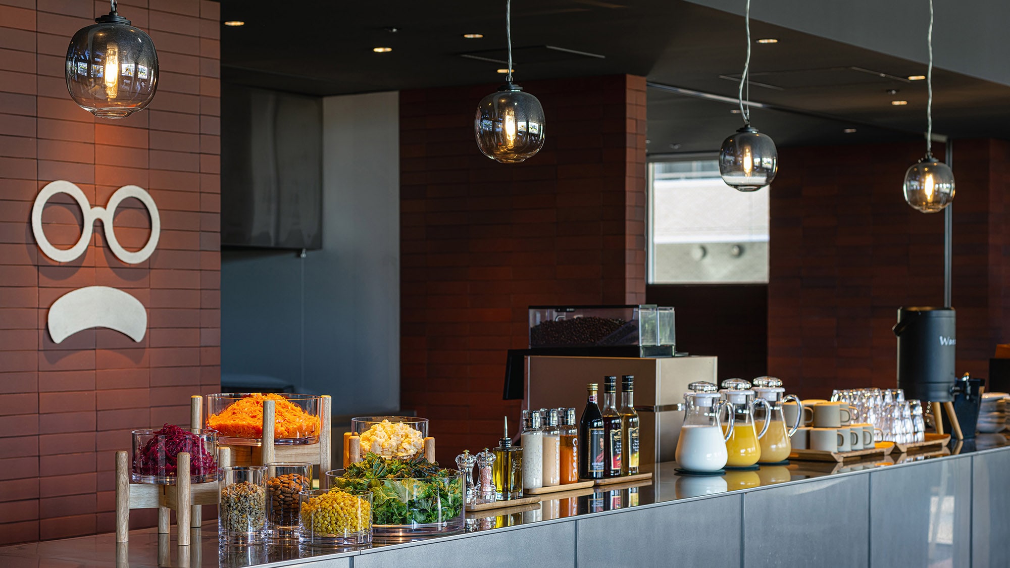 [Breakfast] Salad & drink bar (only available at the cafe) *Image for illustration purposes only
