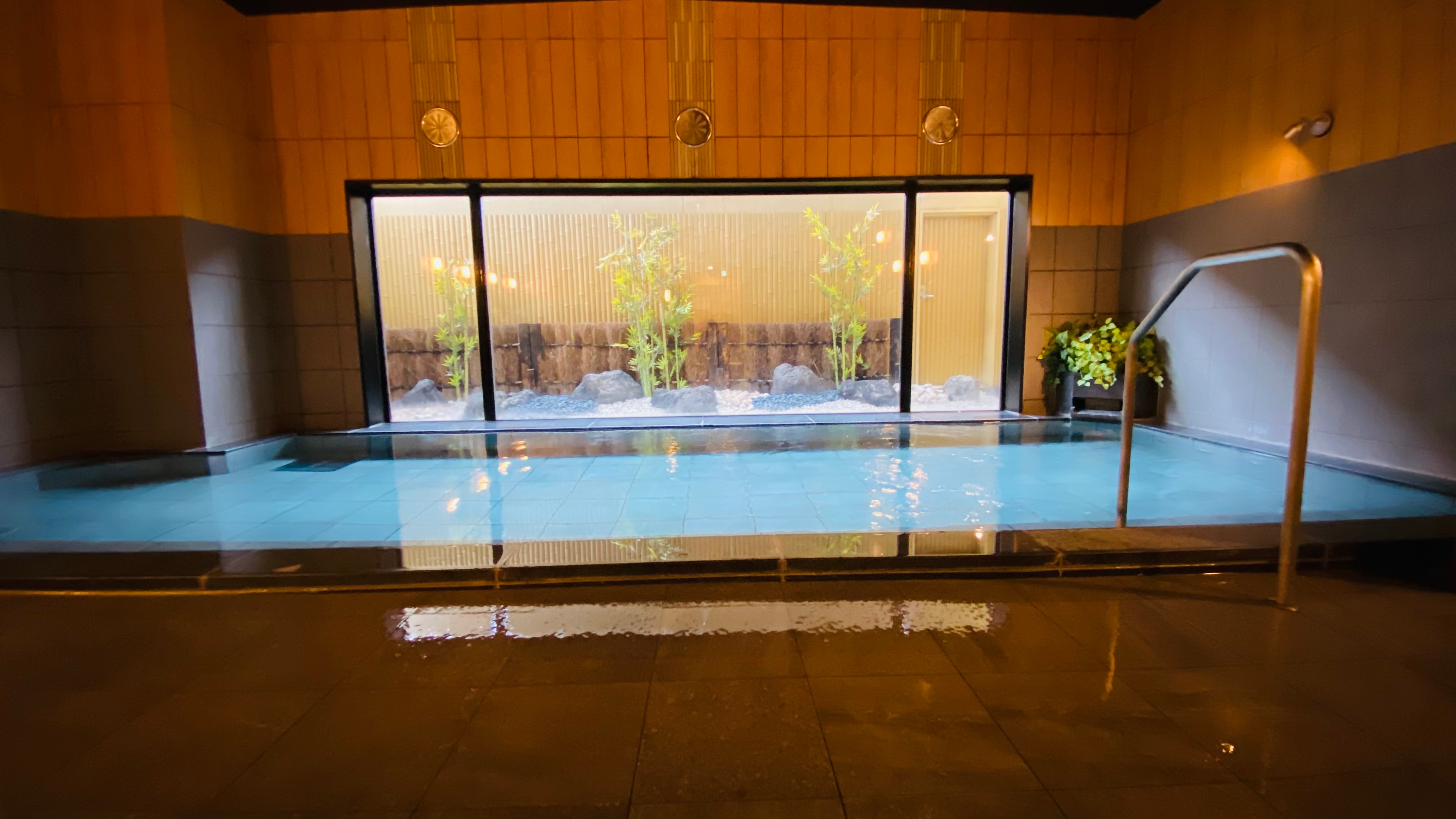 Men's public bath