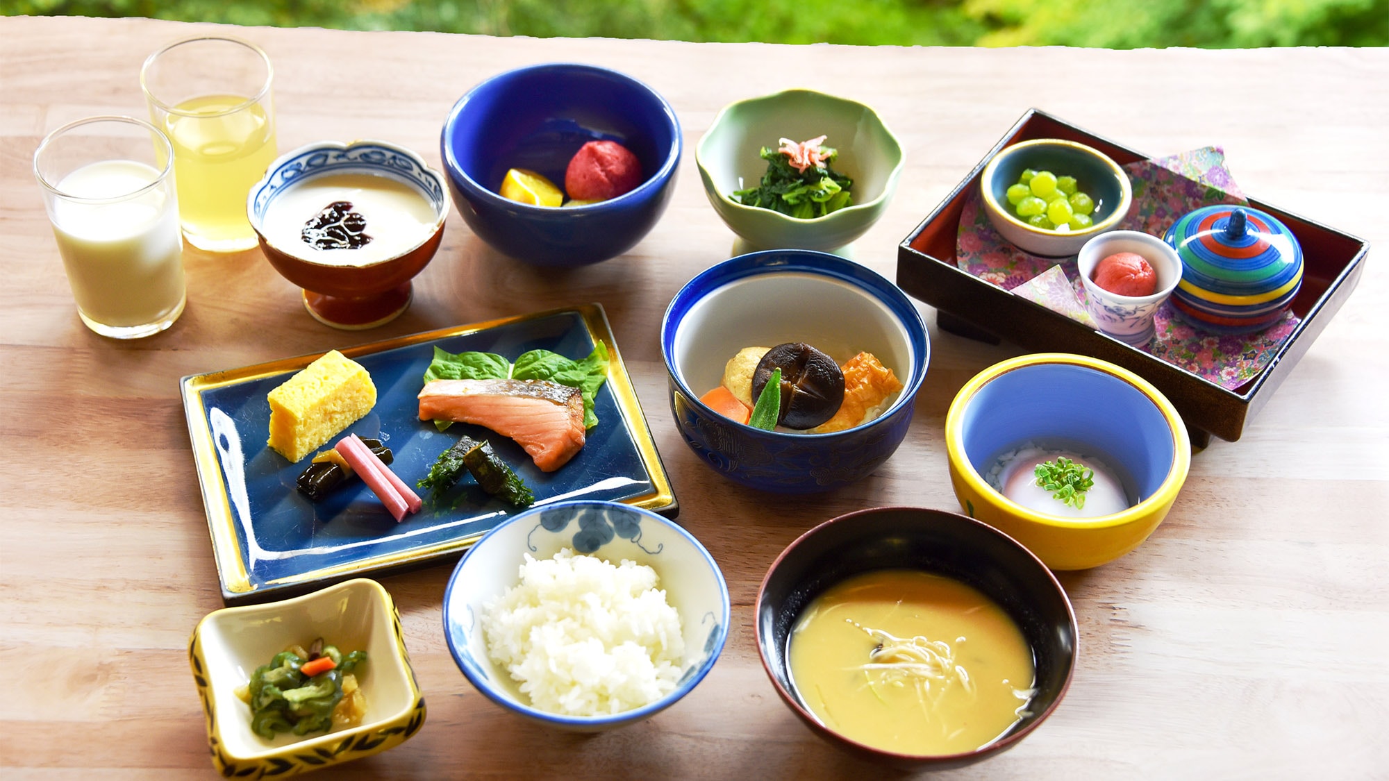 ・[Breakfast example] A nutritionally balanced Japanese breakfast made with local ingredients