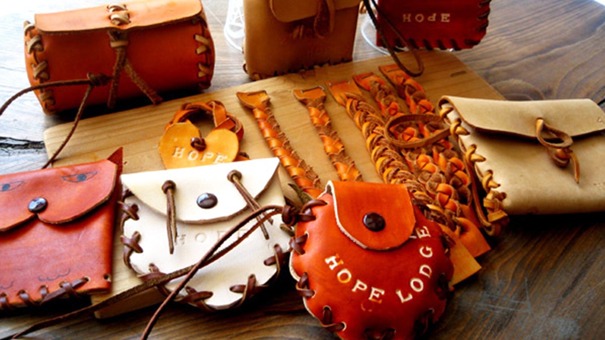 ・Leather craft experience. Make your own original accessories