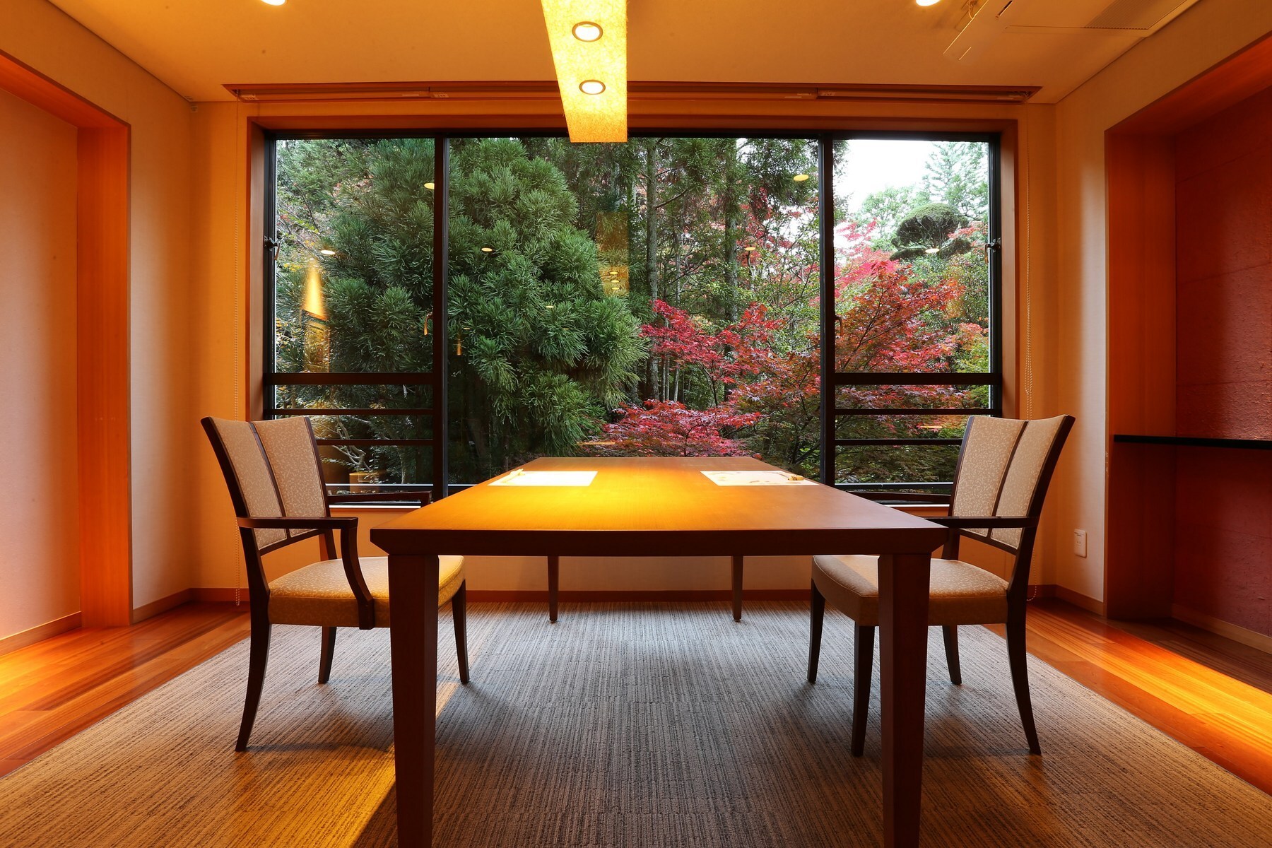 Private dining room image
