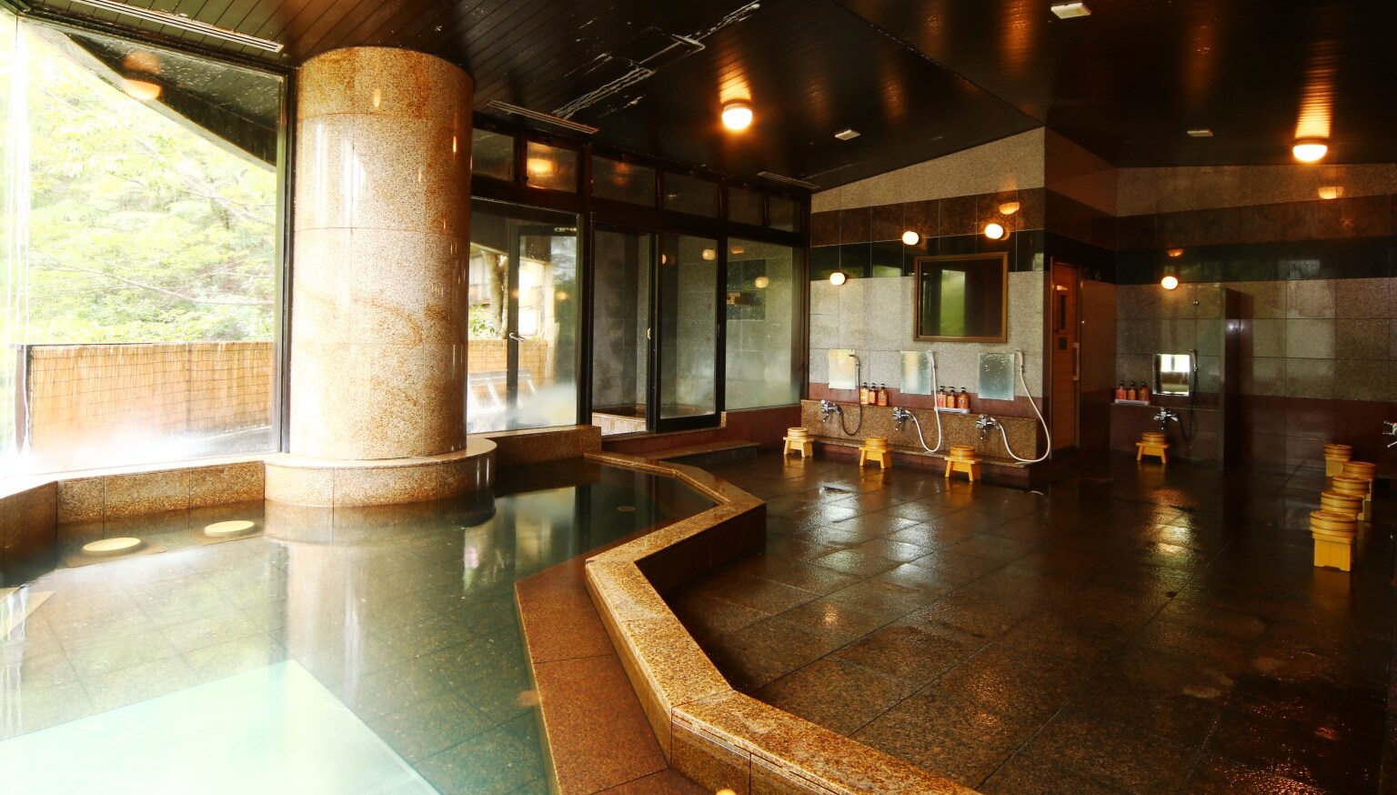 <Radium hot spring> Relieves your daily fatigue