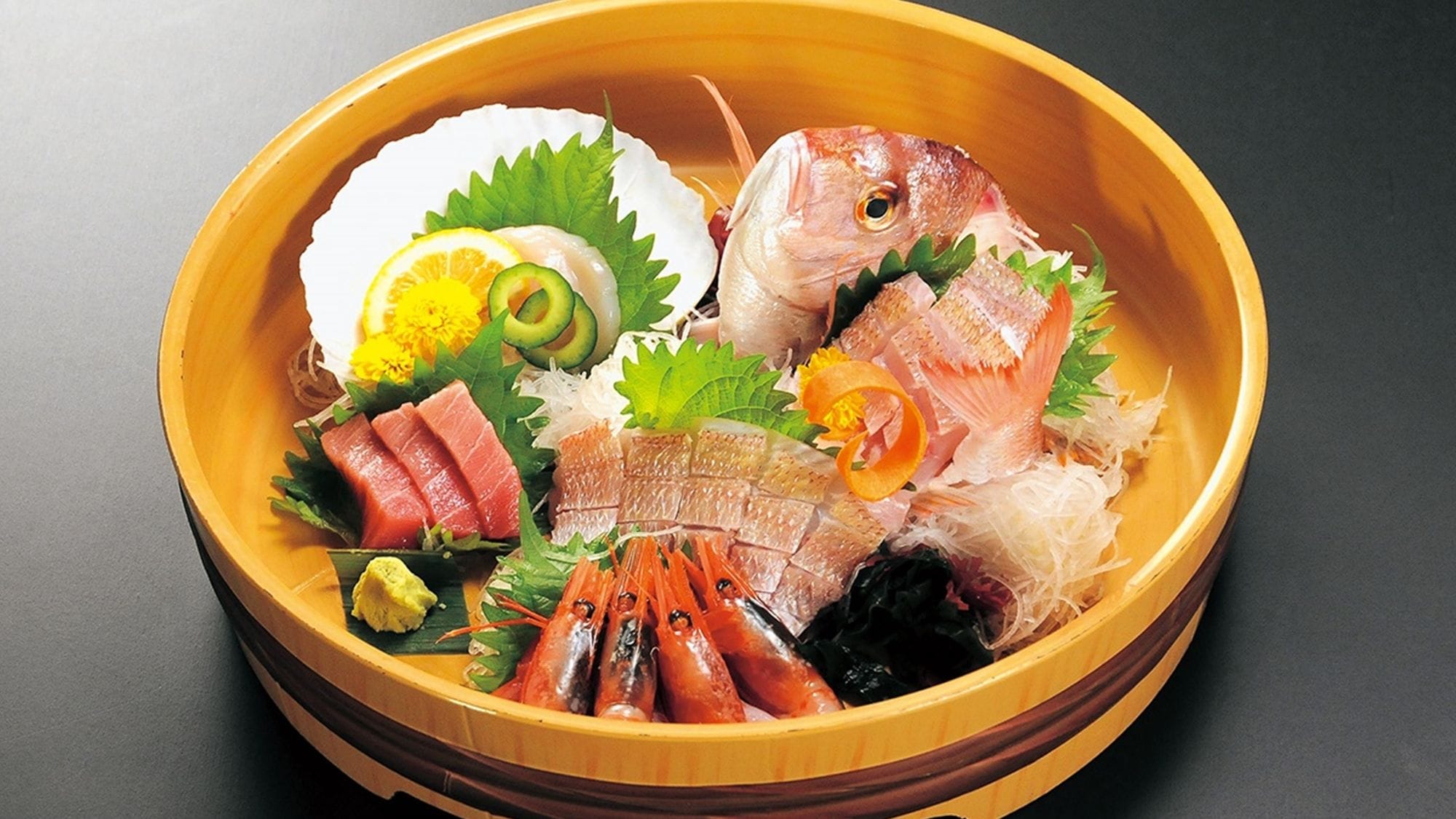Nâng cấp và sang trọng! Sashimi từ biển Nhật Bản
