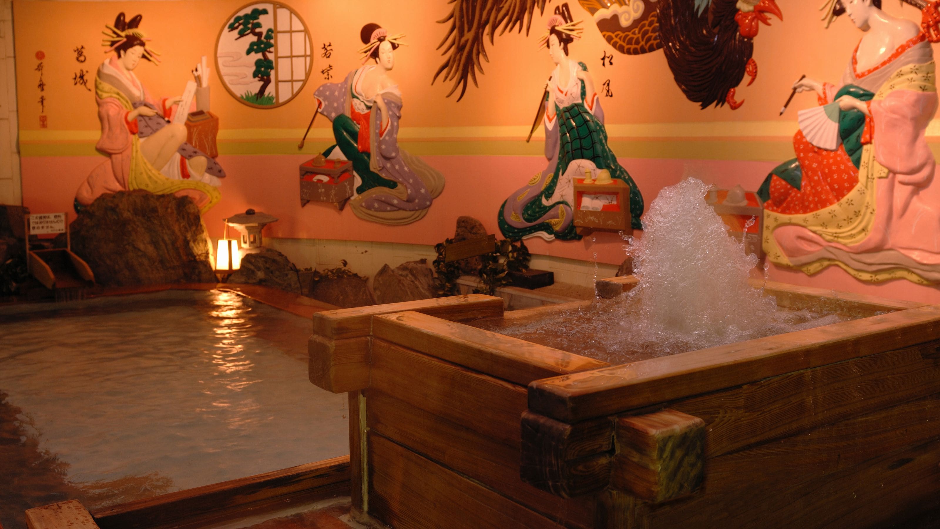 Showa retro large communal bath "Shirasagi no Yu" A spacious large communal bath.