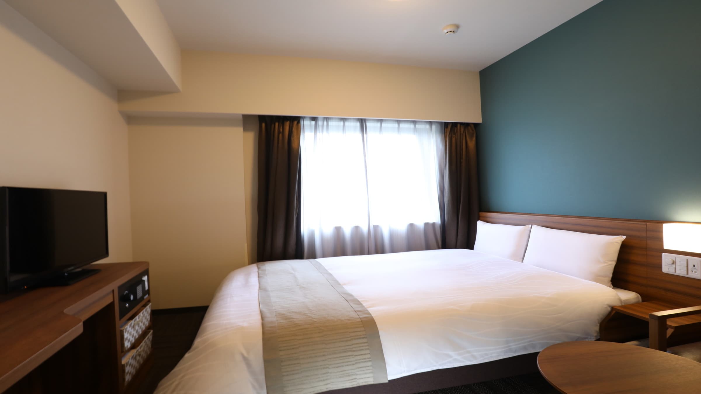 ◆ Superior Double Room ◆ [Non-smoking] 14.4-14.5㎡ Bed size 140 & times; 195cm