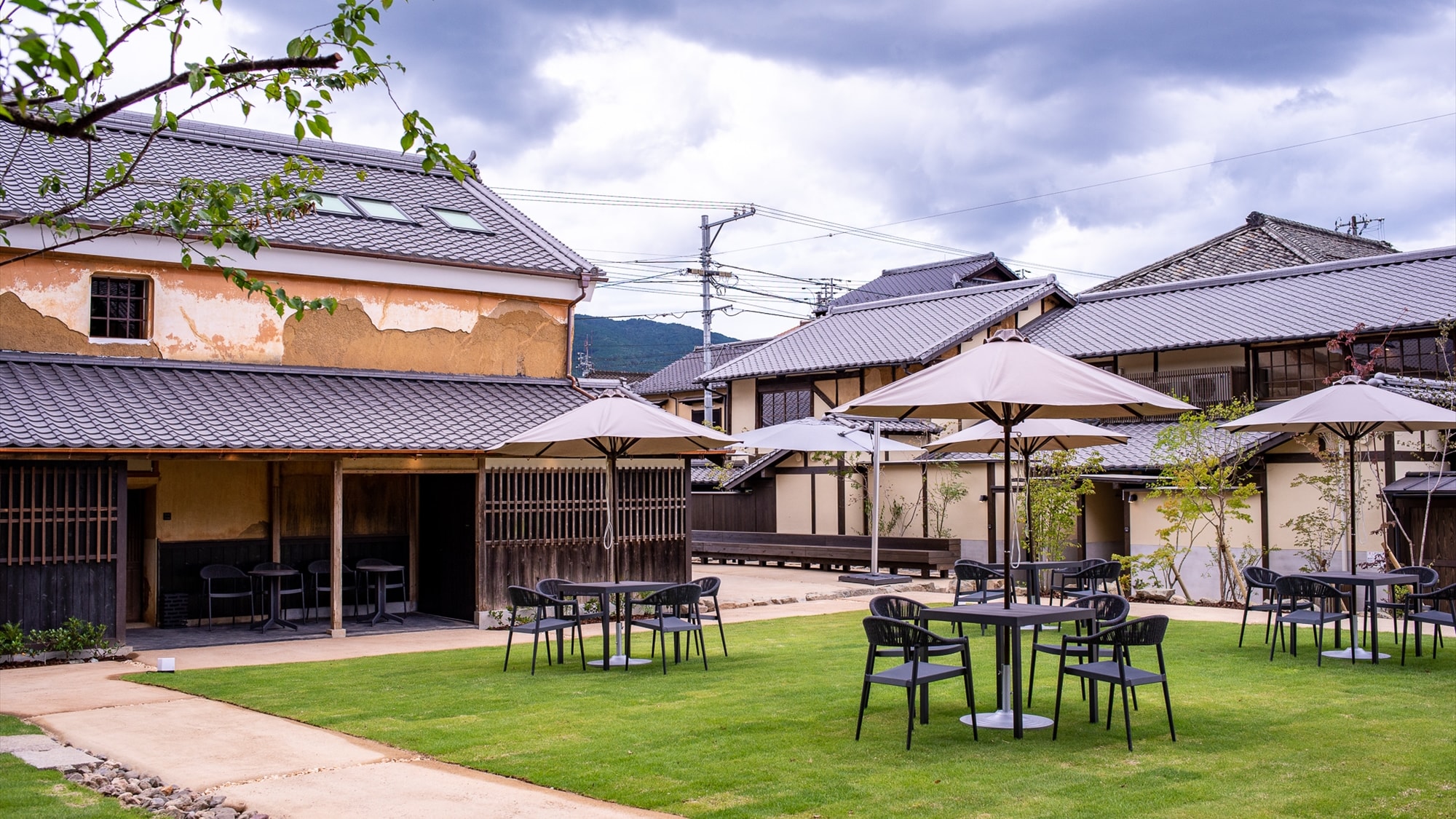 【courtyard】