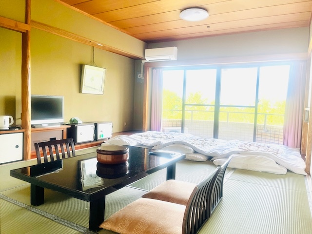 Japanese style room with ocean view