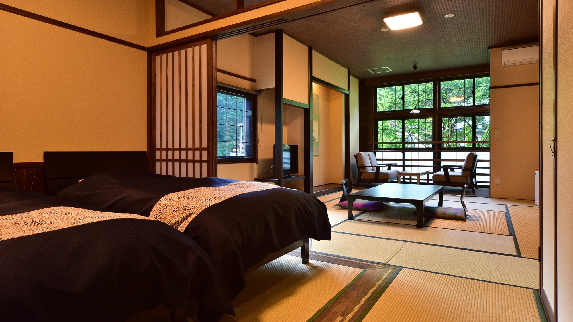 * Non-smoking room [Japanese-Western style room with two rooms] Twin bedroom + Japanese-style room 10 tatami mats