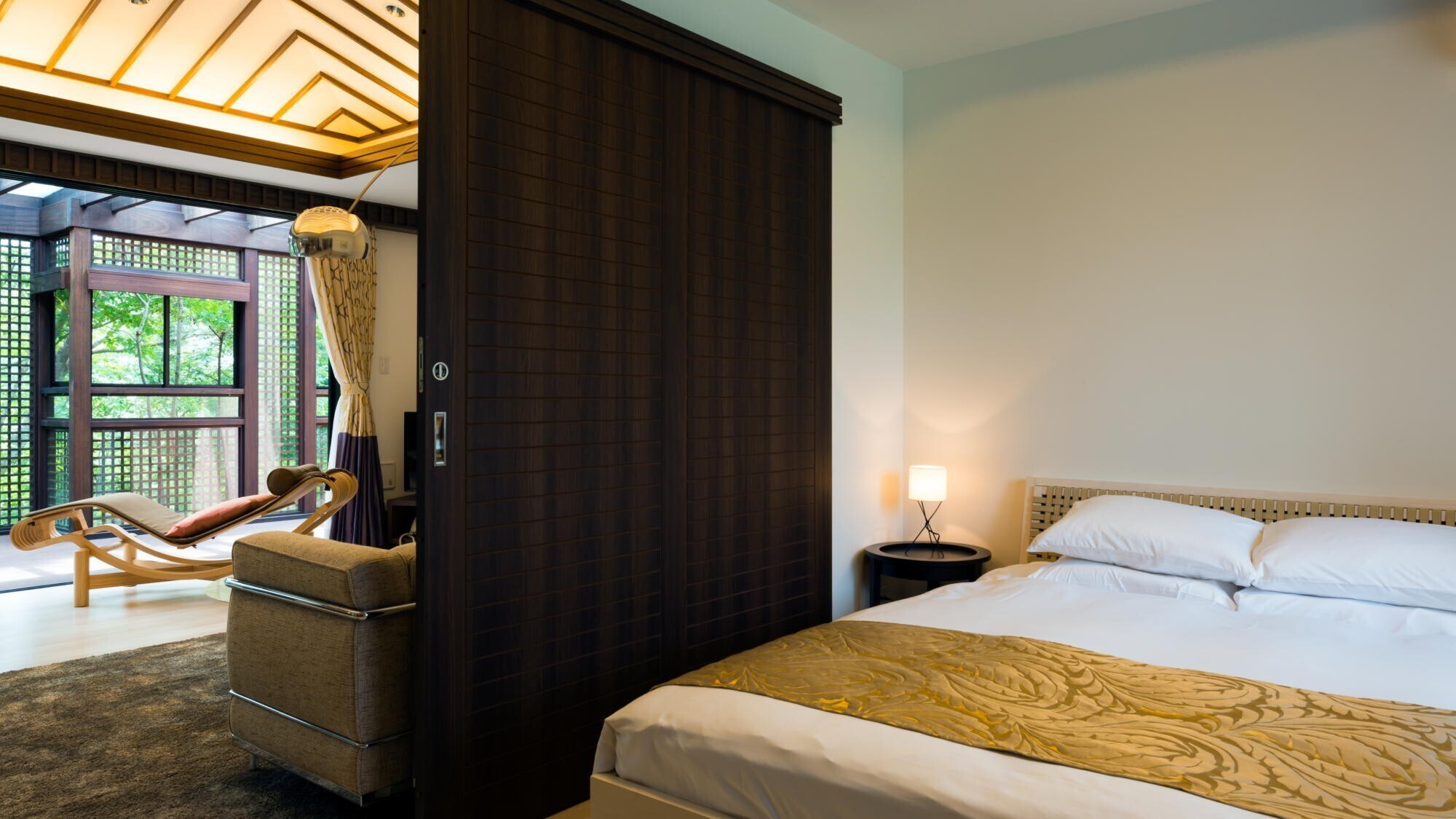 [Fairway Side Deluxe Suite 107 square meters] Bedroom