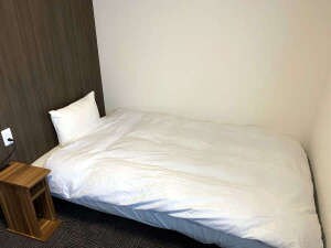 Tempat tidur semi-ganda