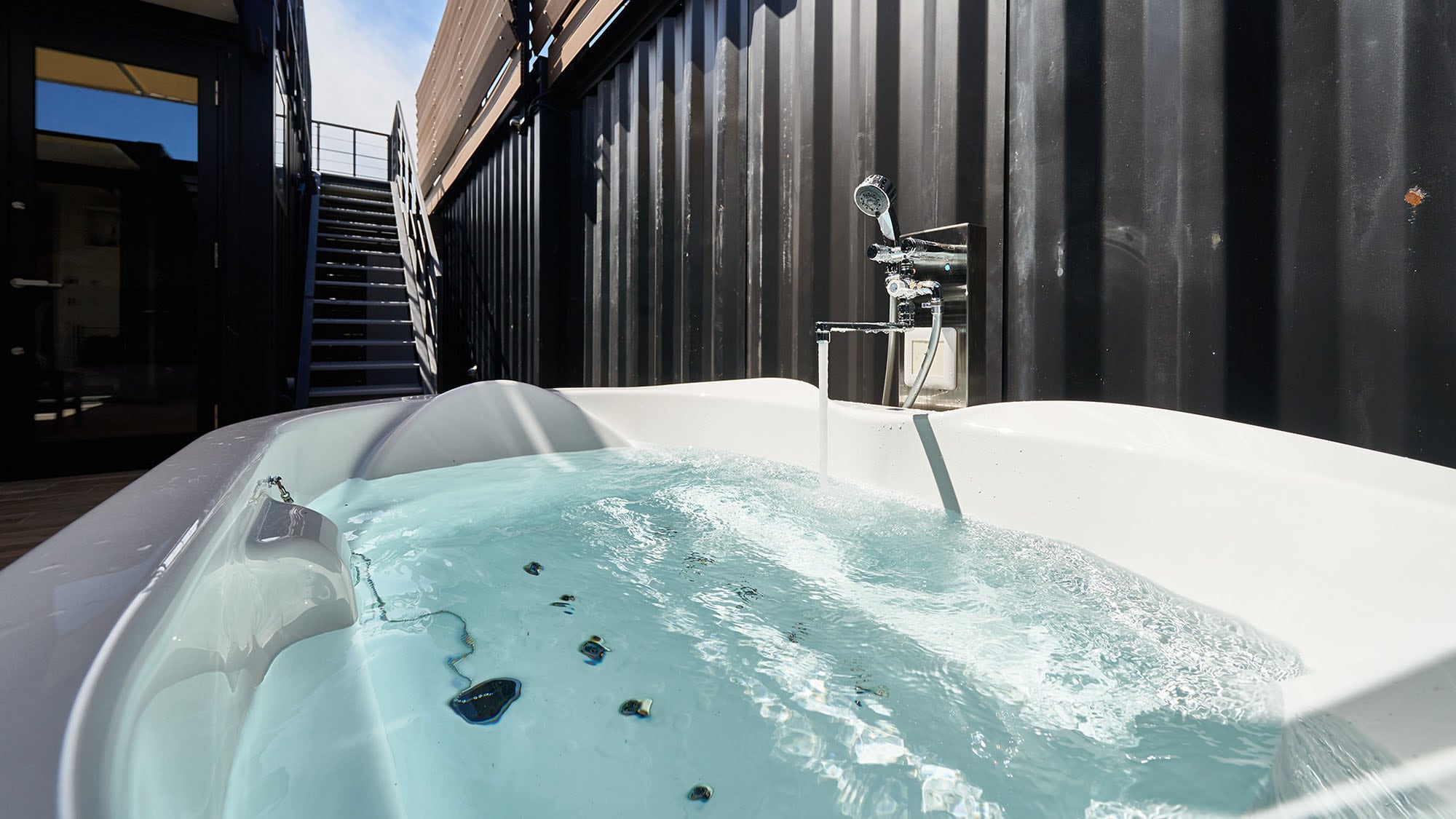 Jacuzzi bath
