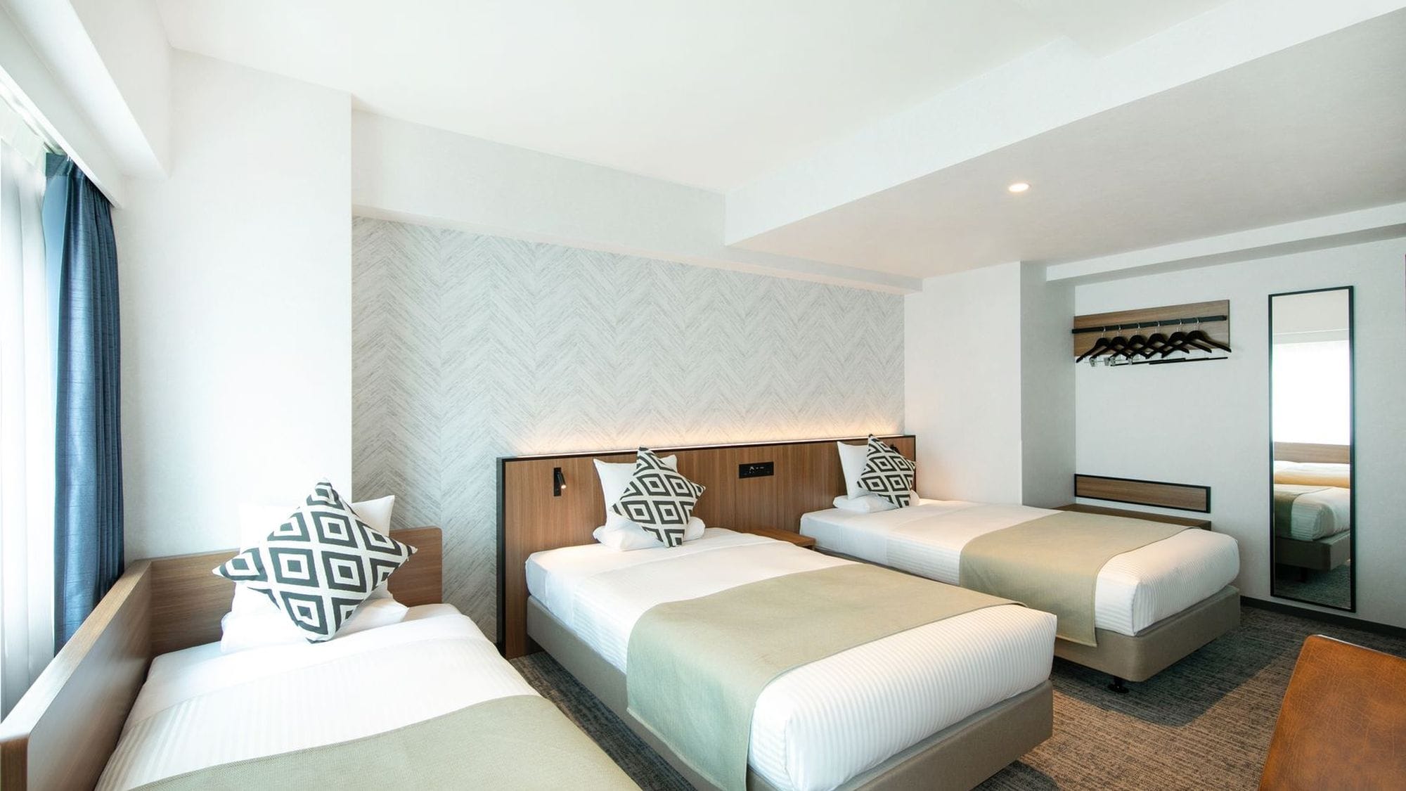 Superior Triple *A daybed will be provided for 3 guests.