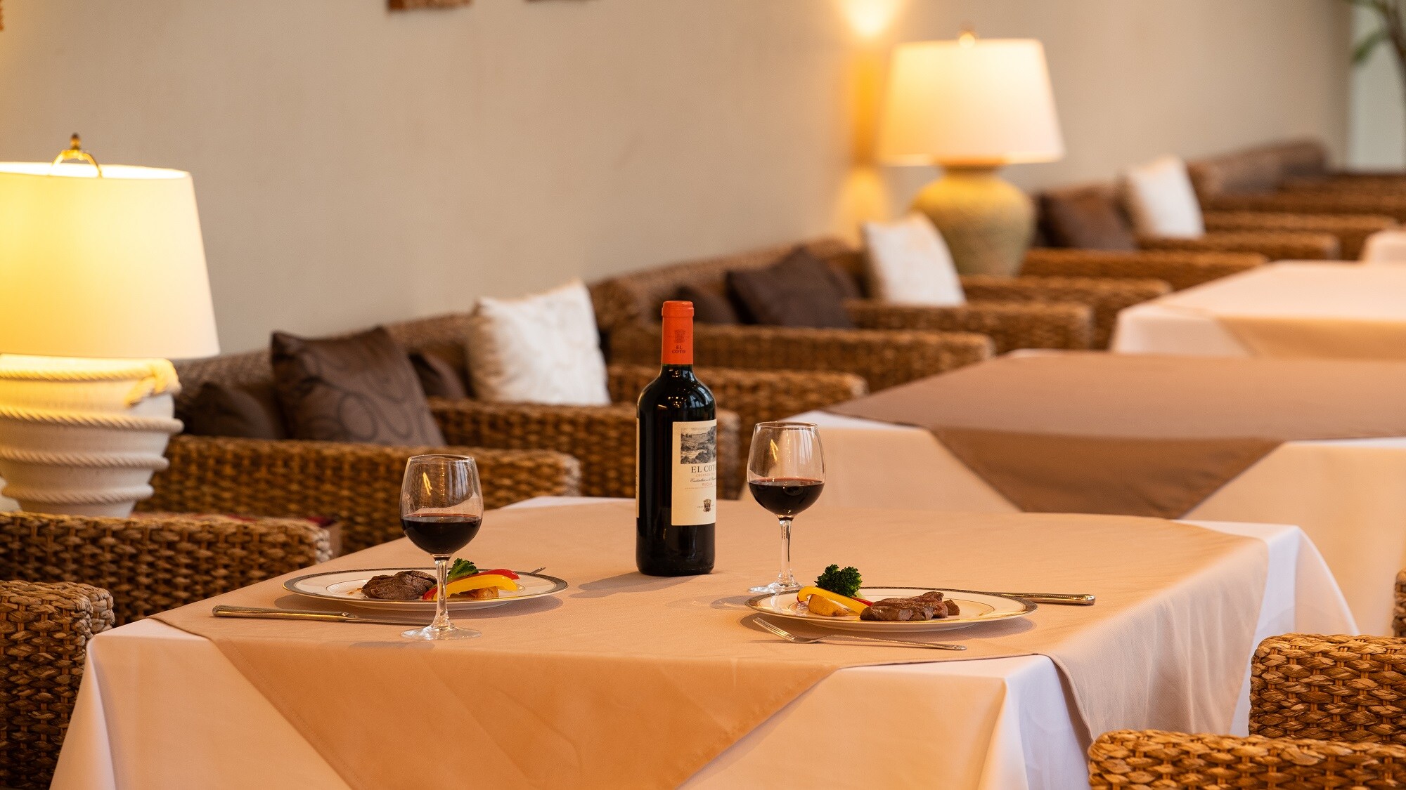 Restaurant dinner