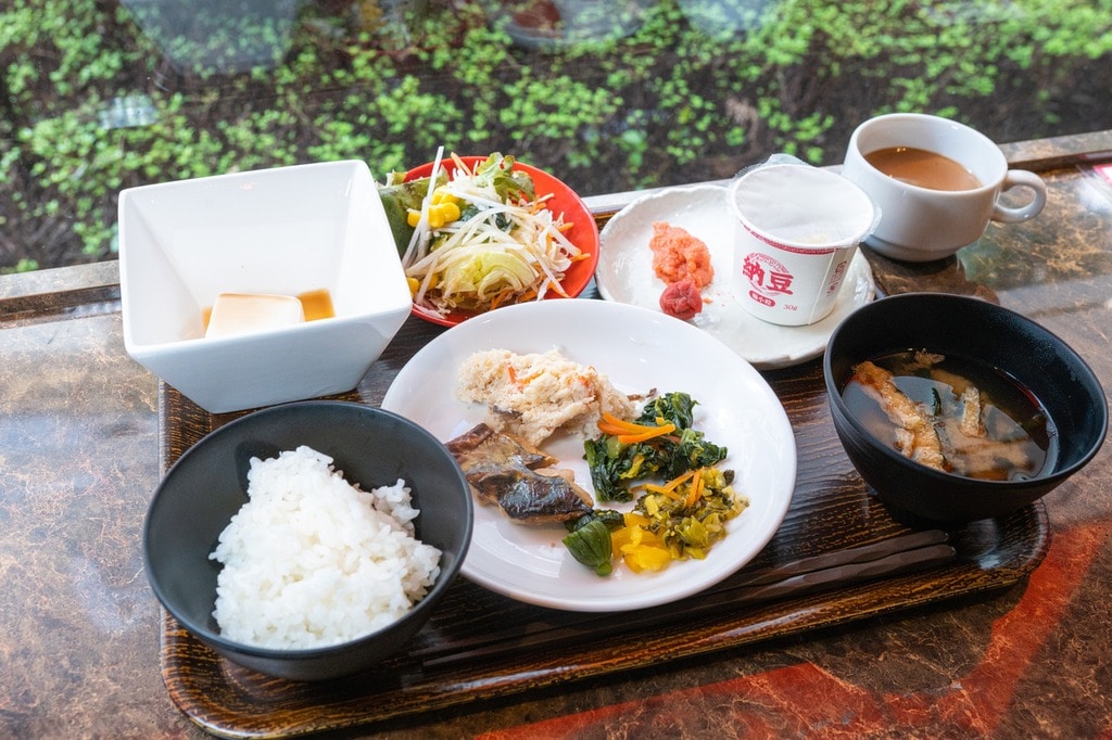 Breakfast (Japanese food)