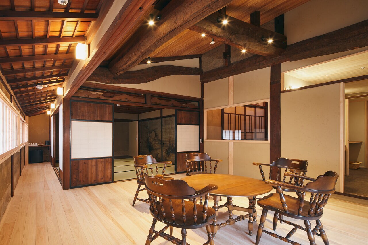 201 kamar bergaya Jepang-Barat