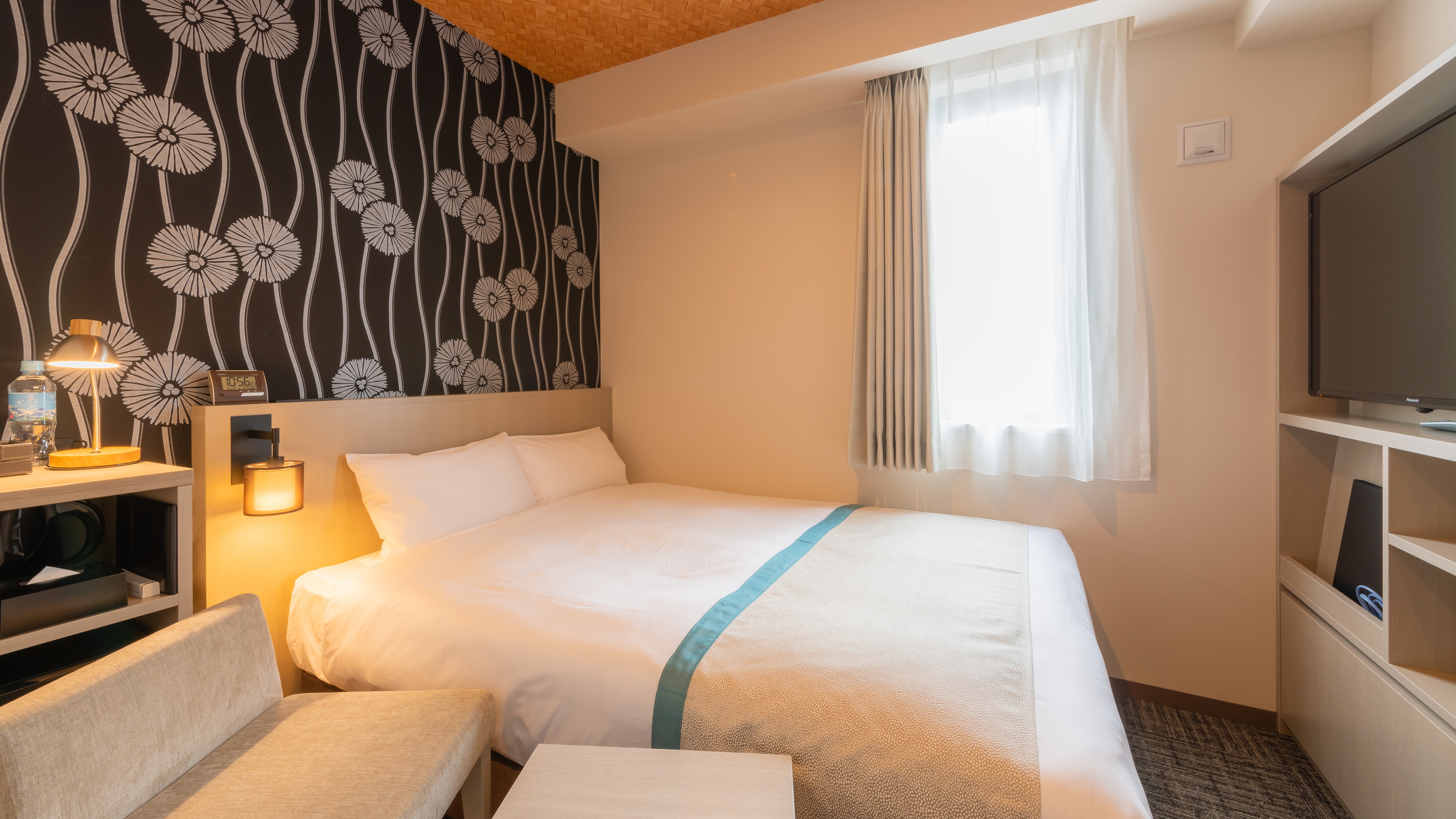 Standard single for 1-2 people (bed width 140 cm)