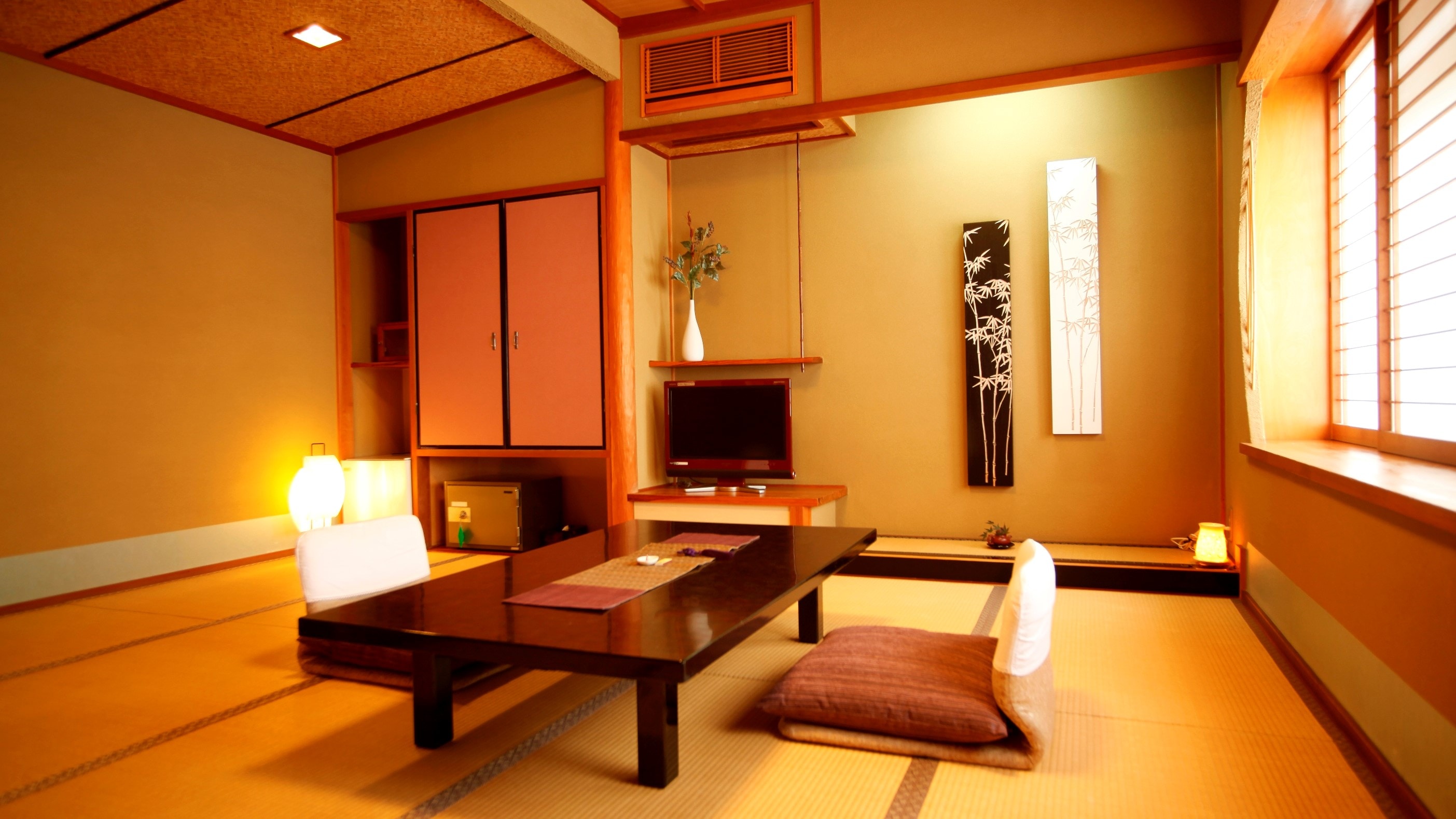 Relax on the tatami mats♪ Stay in a traditional Japanese room [Relax in your room for dinner]