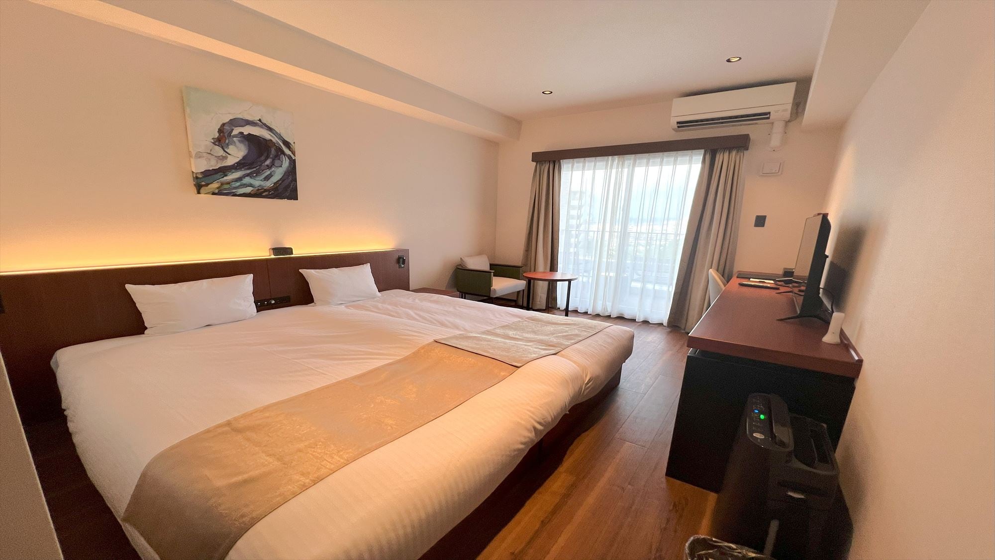 Hollywood Twin Room