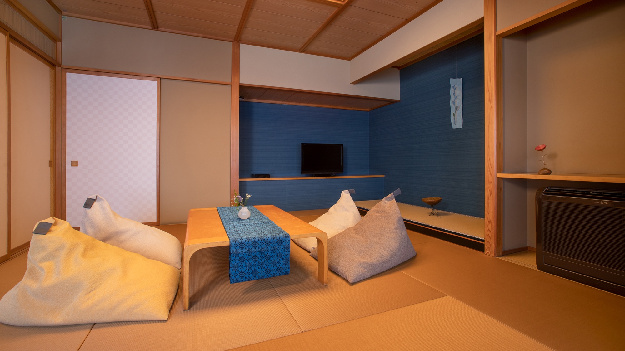 ■ TSUKIKOMA ■ An example of a guest room