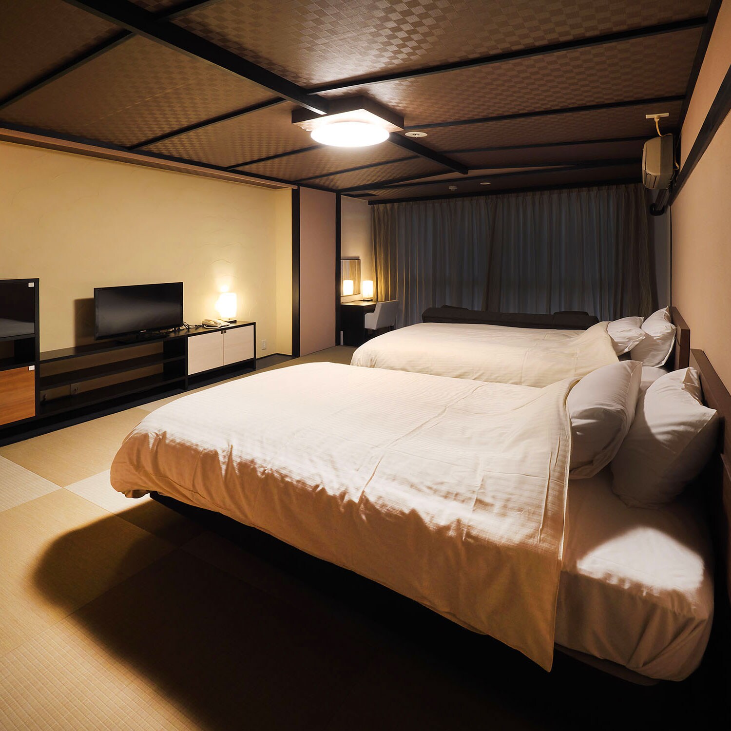 "Japanese modern room, Western-style room 10 tatami mats"
