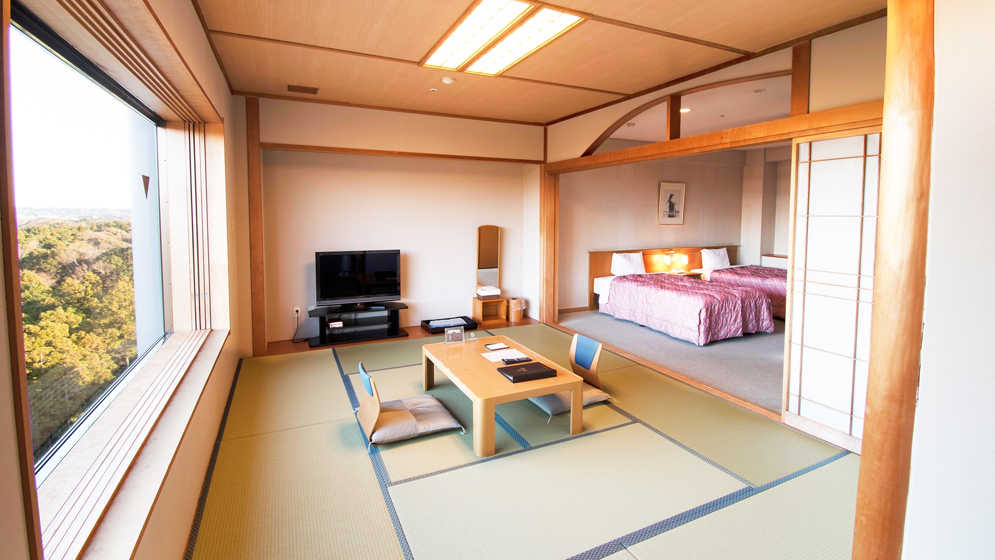 ◆ ห้องญี่ปุ่นและตะวันตก [ปีกเหนือ] 52.3 ตารางเมตร