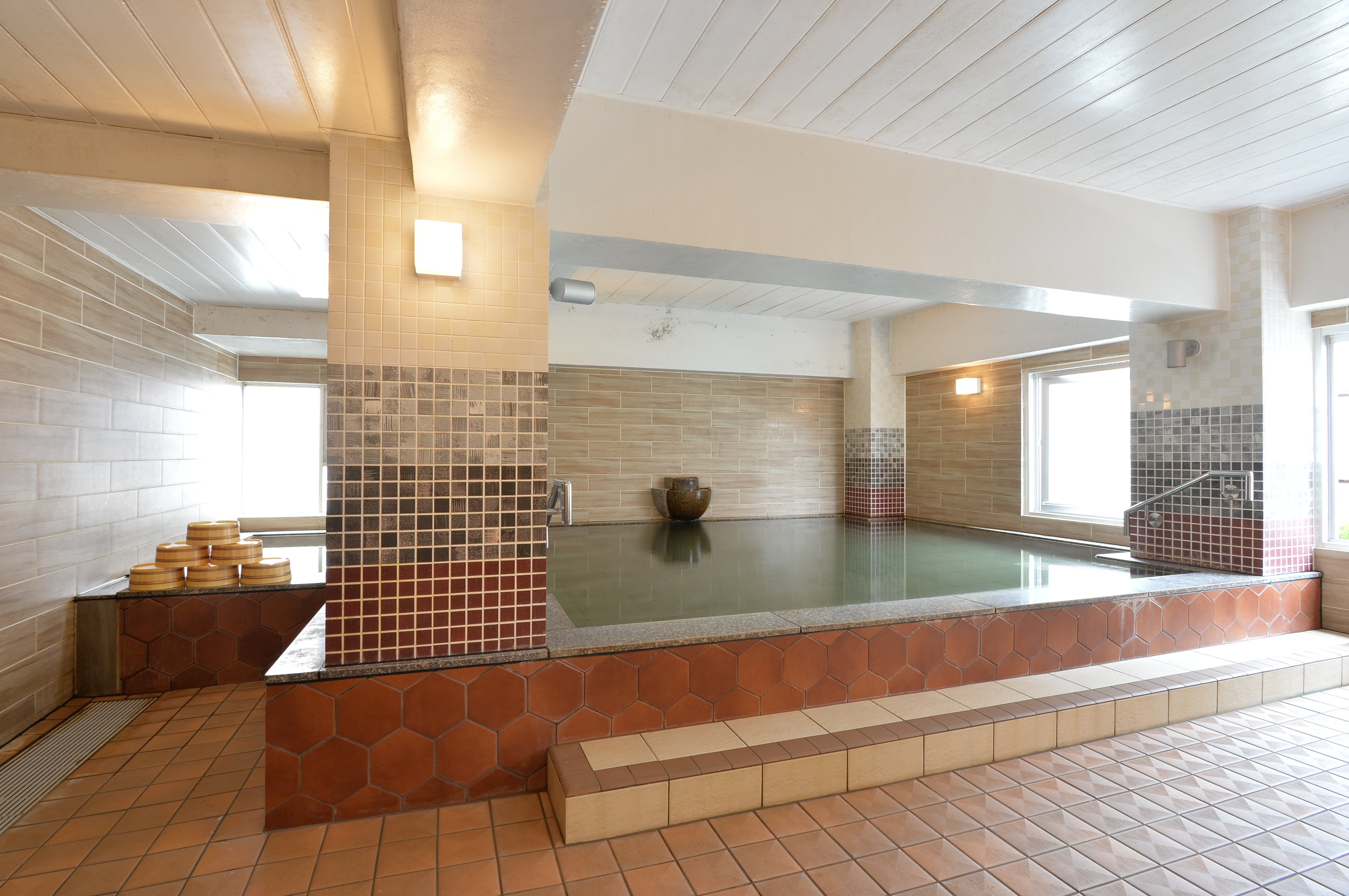 Image of the large public bath