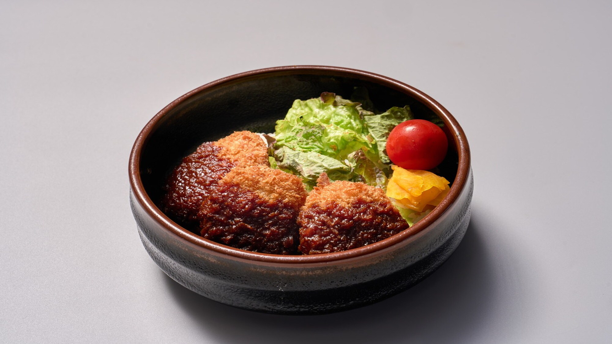 岡山特產“半炸豬排丼”