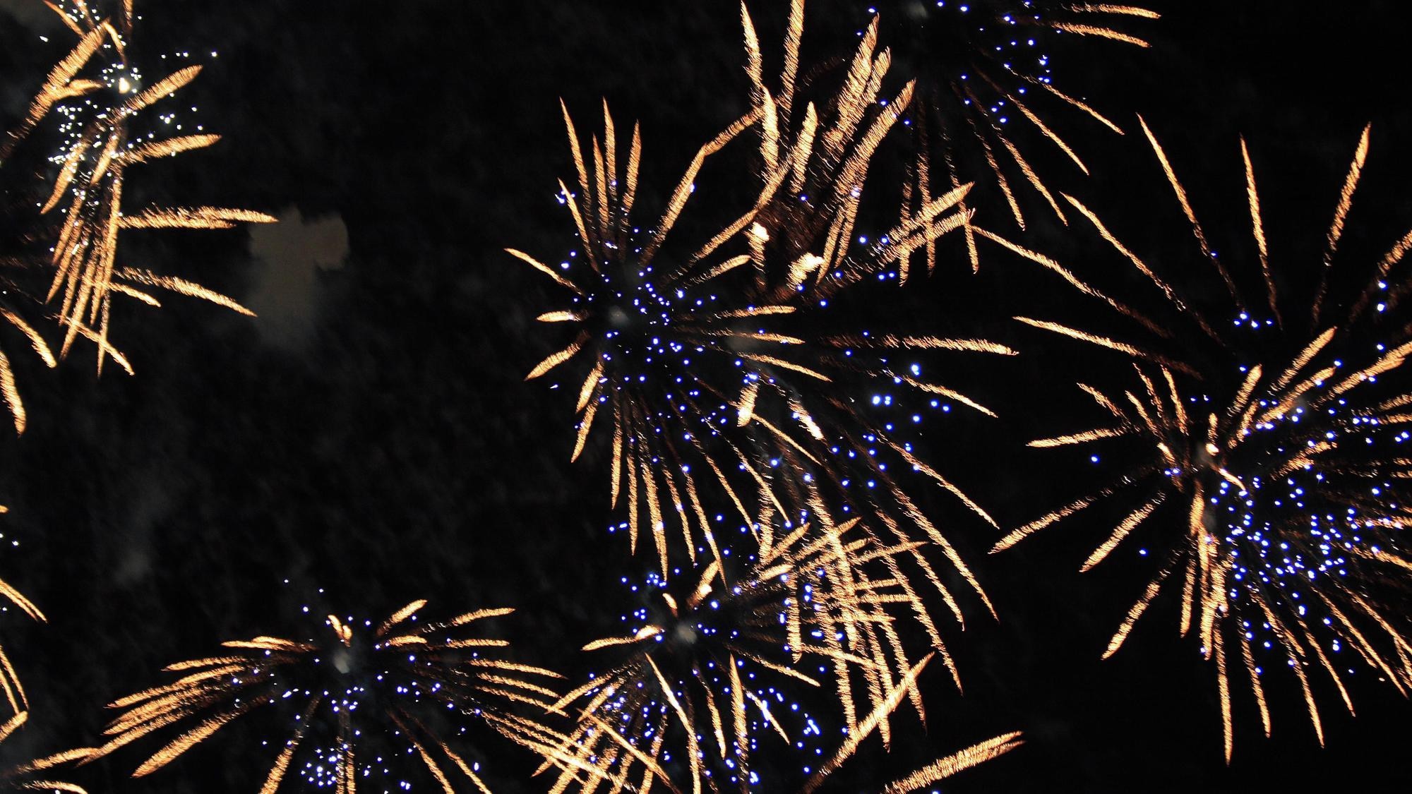 ■ Tateyamadera Onsen Fireworks Festival