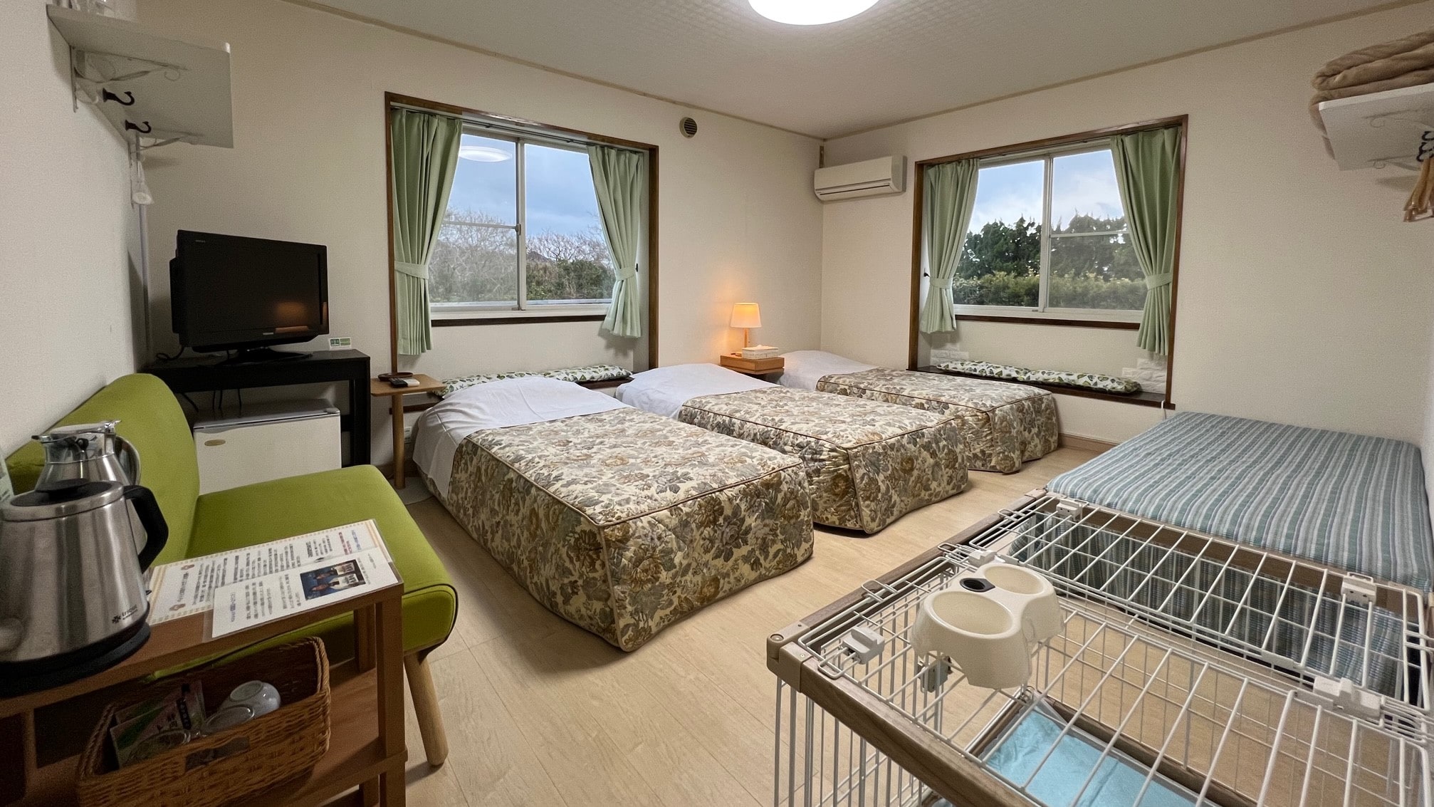 Annex: 2-4 bedrooms for pets and overnight stays