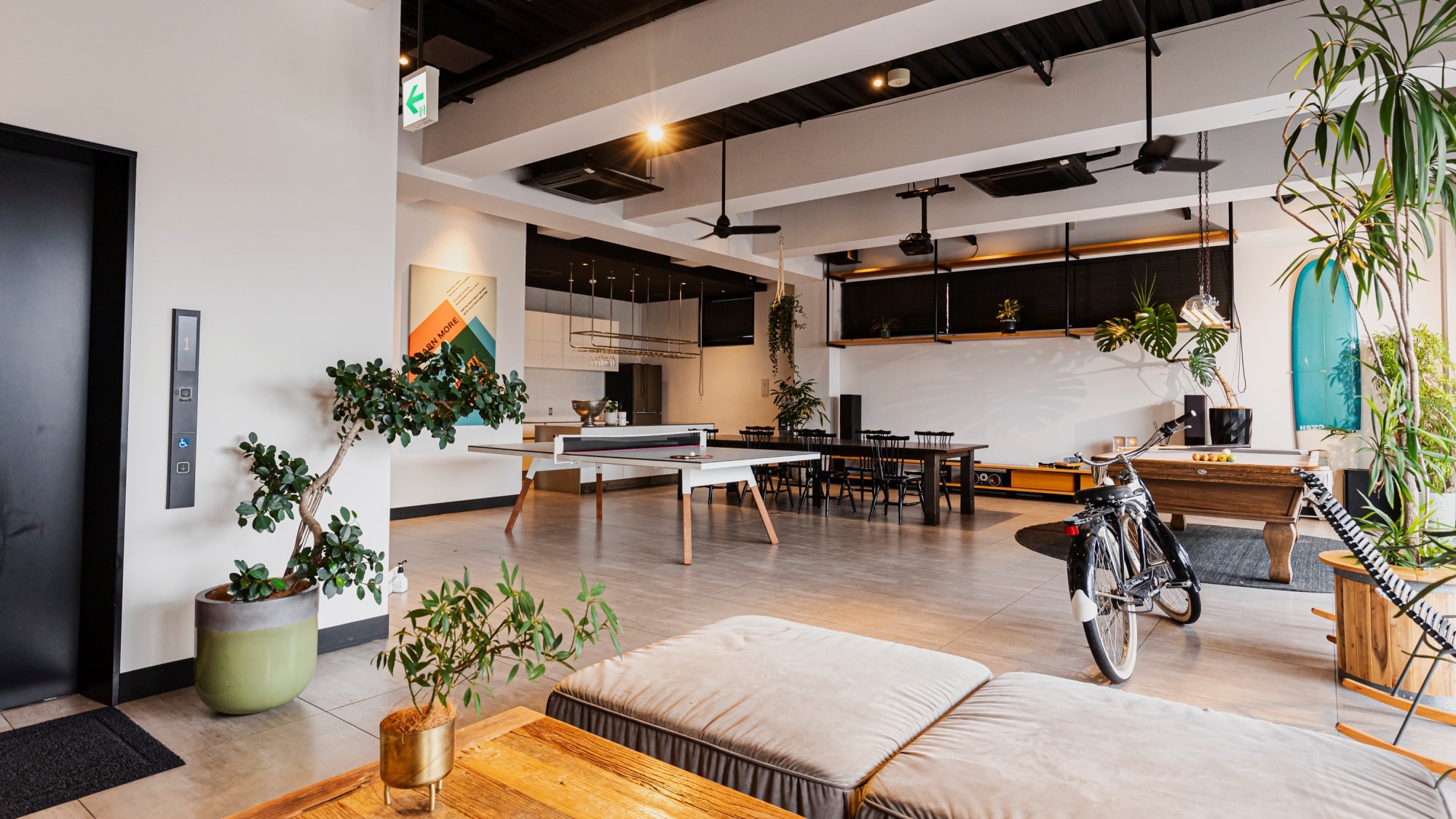 [Penthouse] ช่วงเวลาแห่งความหรูหราในเพนท์เฮาส์ระดับท็อปคลาส พื้นที่พิเศษนี้มีเฉพาะในห้องเดียวเท่านั้นที่คุณสามารถใช้ประโยชน์ได้