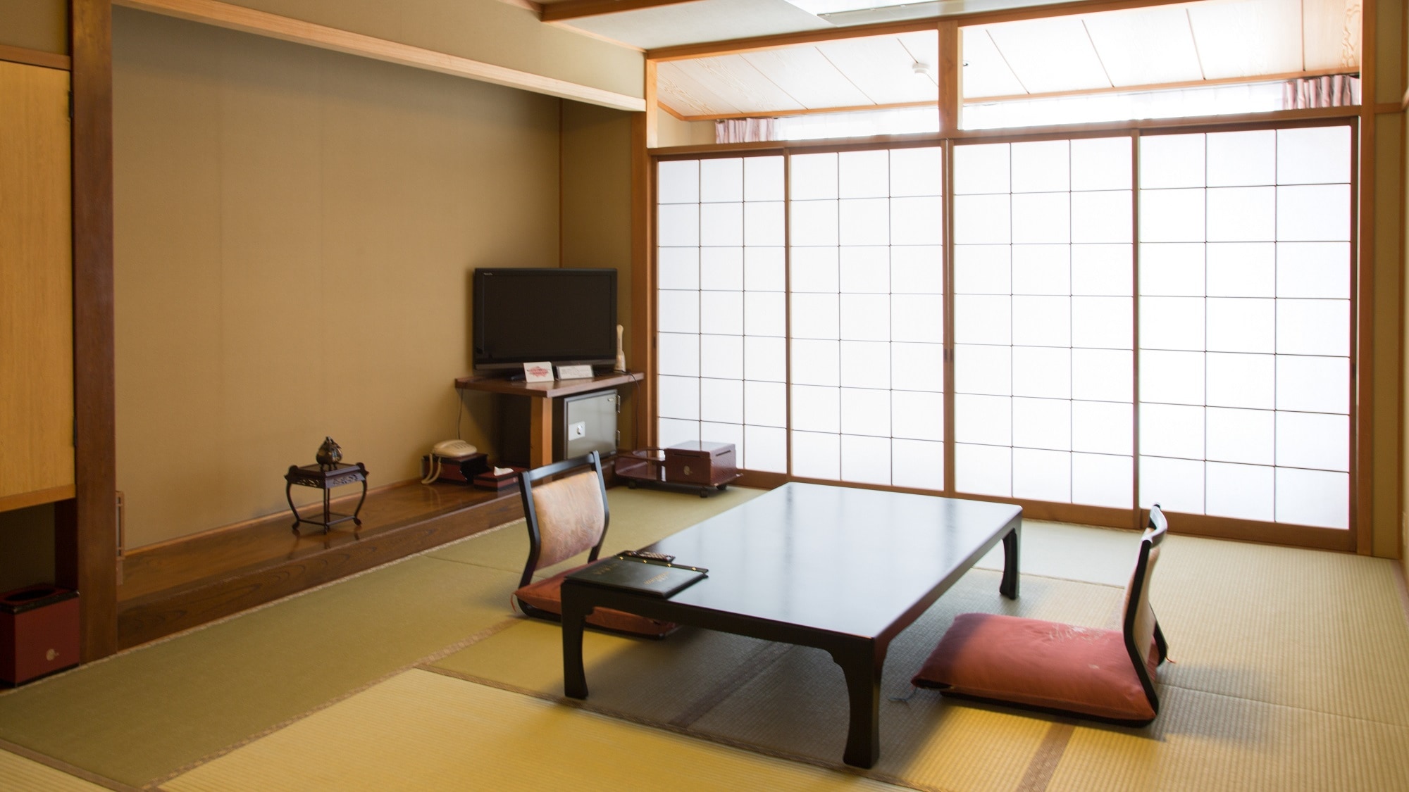 Main building Japanese-style room 10 tatami room example