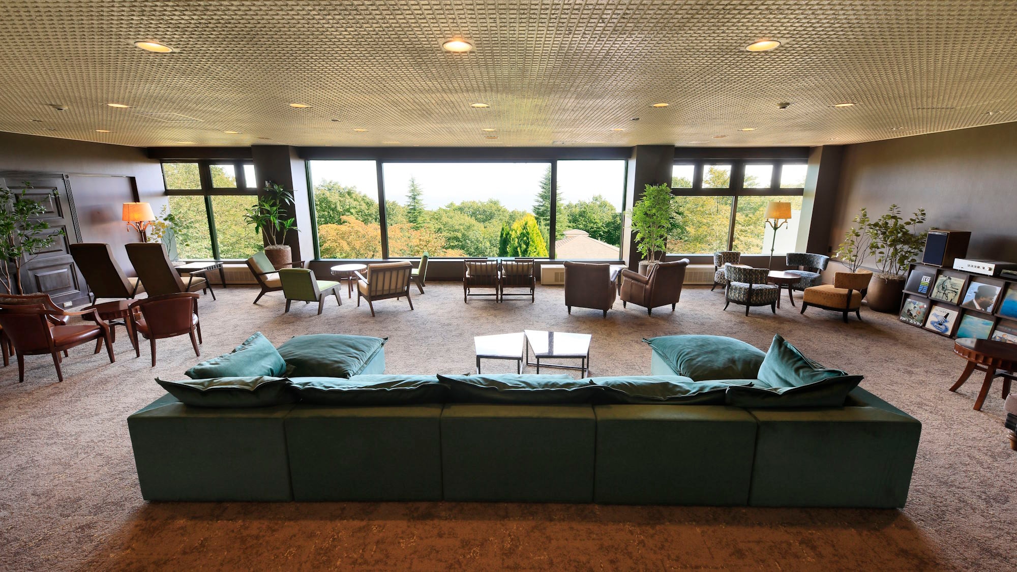 [Lounge] You can relax and enjoy the Nasu Highlands.