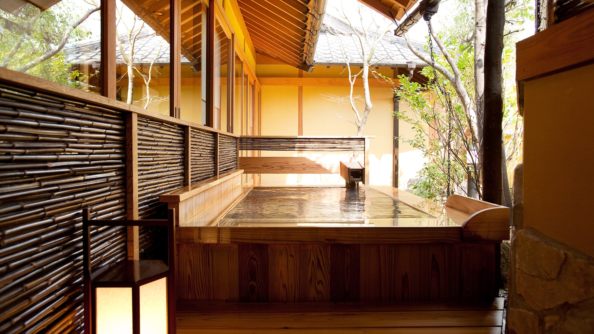 1st floor: Open-air bath, Japanese-style room 8 tatami mats + 8 tatami mats + wide veranda