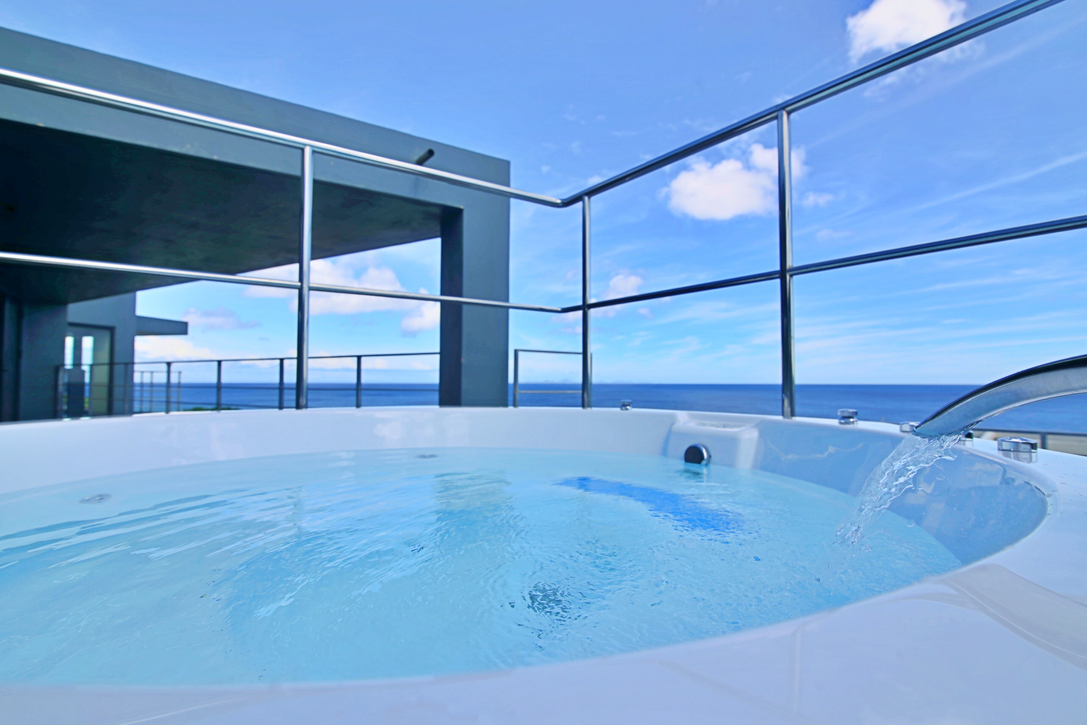 Jacuzzi