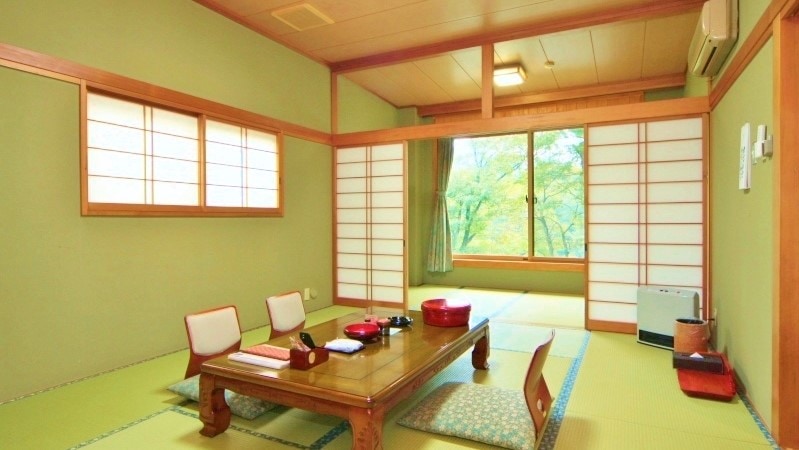 [Guest Rooms]
