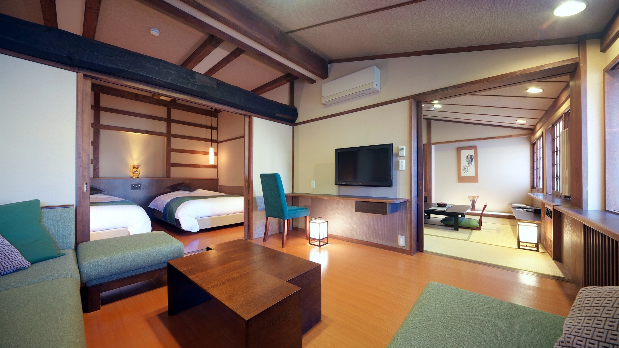 [Izumiyutei / Komakusa] Living room + Japanese-style room + Western-style bedroom <No smoking>