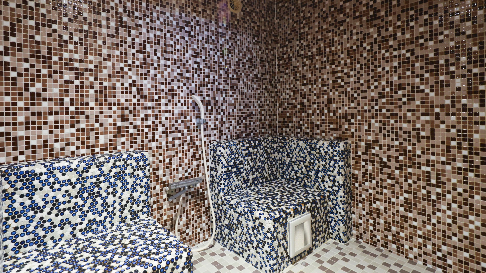 ◆Sauna kabut mandi besar untuk wanita di lantai 2 (suhu ruangan 45℃)