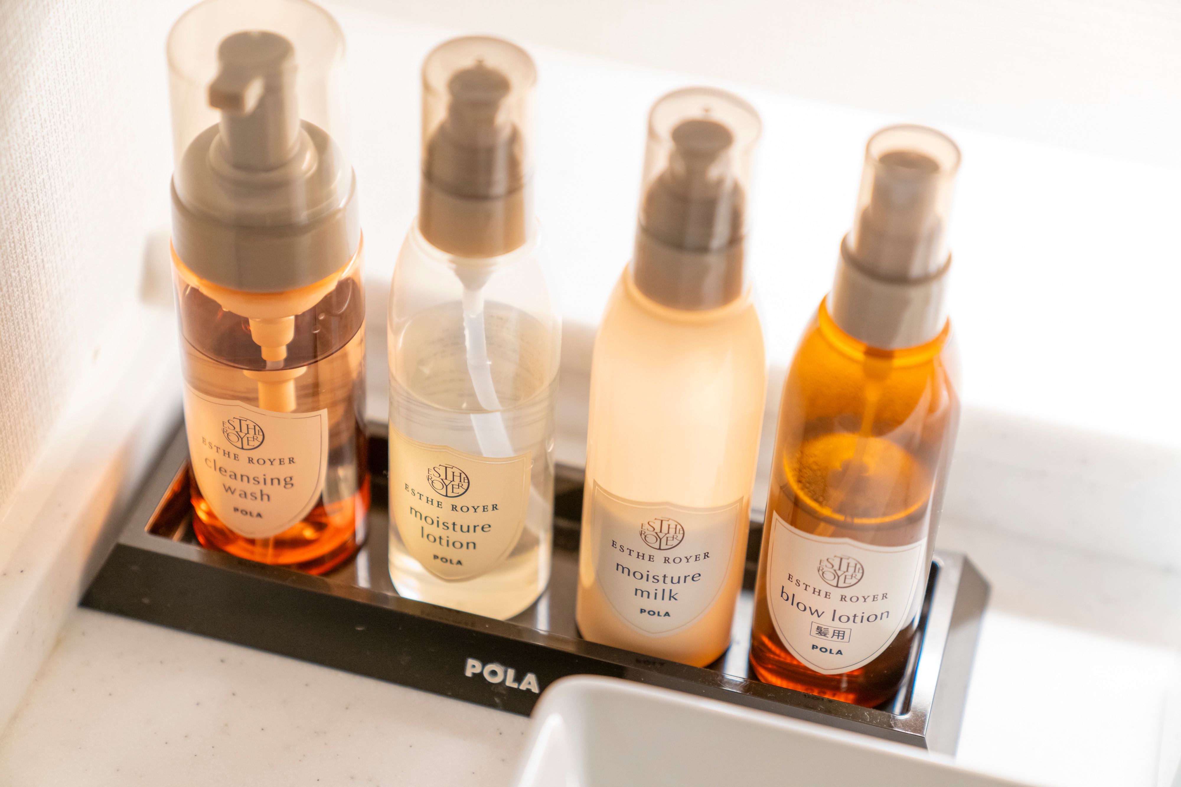 【信濃亭湯之岡】世界聞名的溫泉「真湯」附設西式雙床房