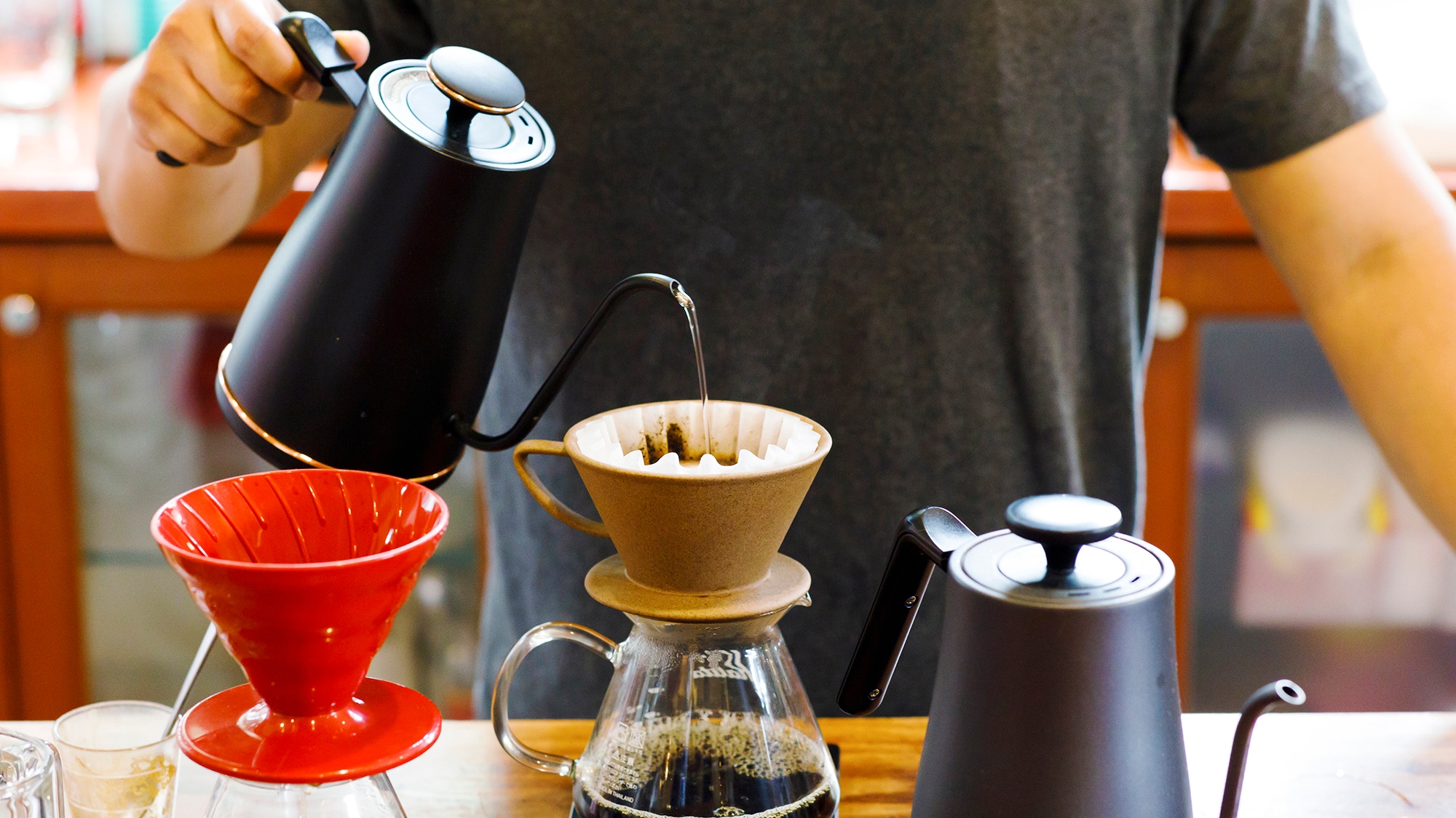 【早餐选择 - Bloom Coffee】开车5分钟，咖啡烘焙店早上8点开始营业