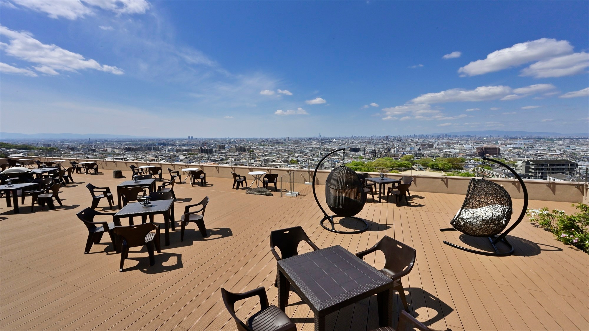 Higashiosaka Sky Terrace ☆ Feel the comfortable breeze and sky ◆