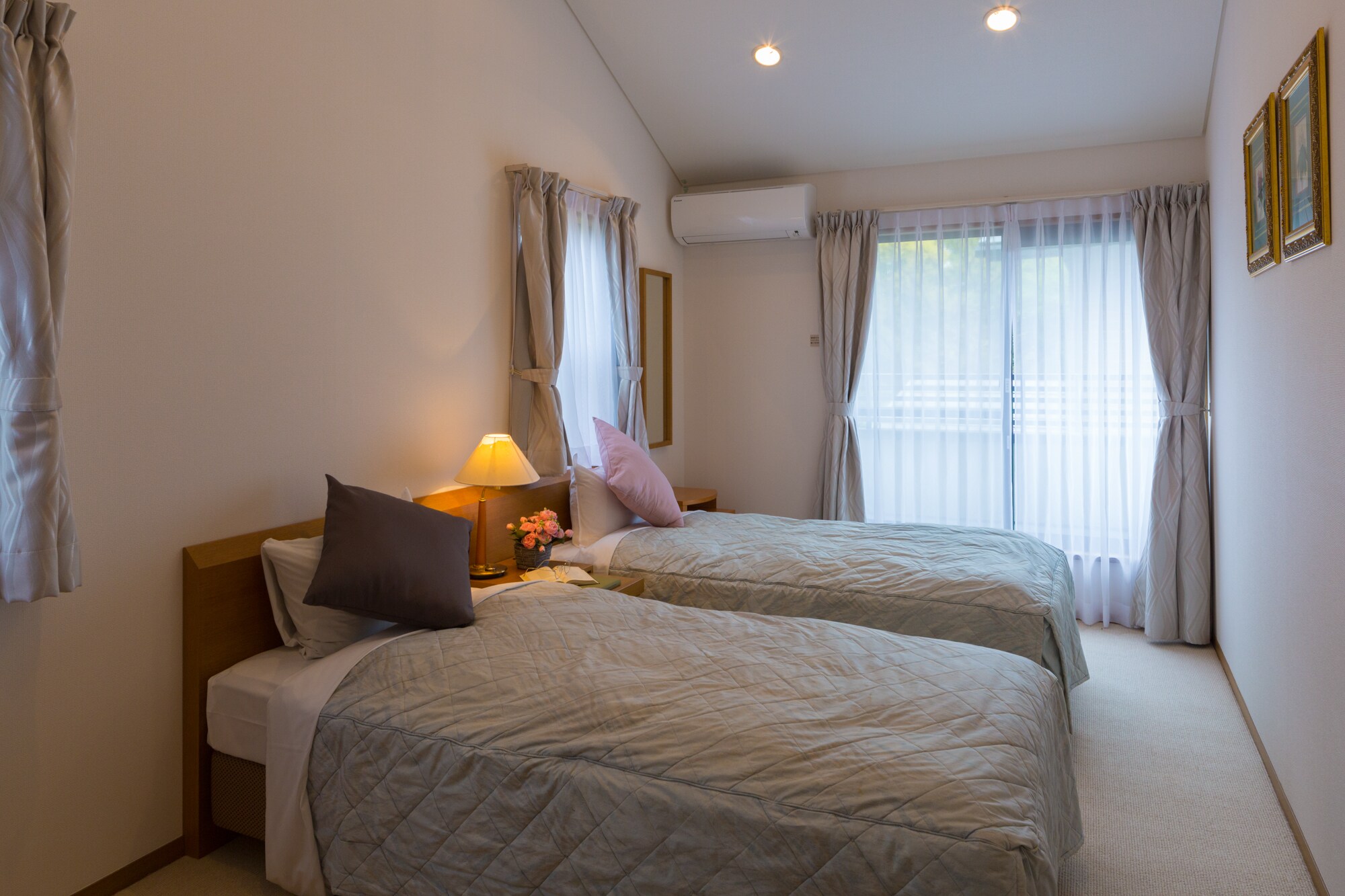 Kamar tidur yang luas