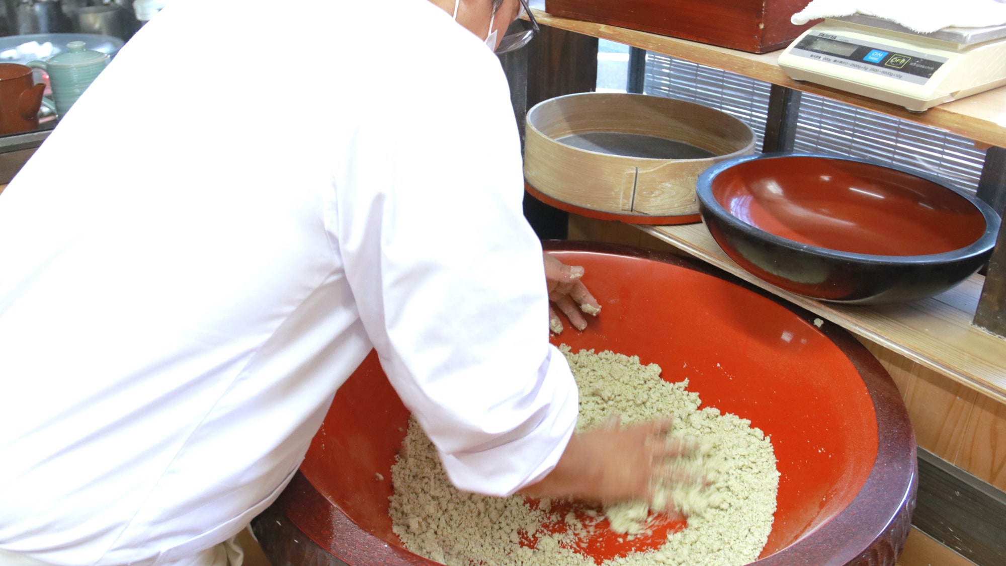 Soba Hanare Uotora serves freshly made noodles to customers.