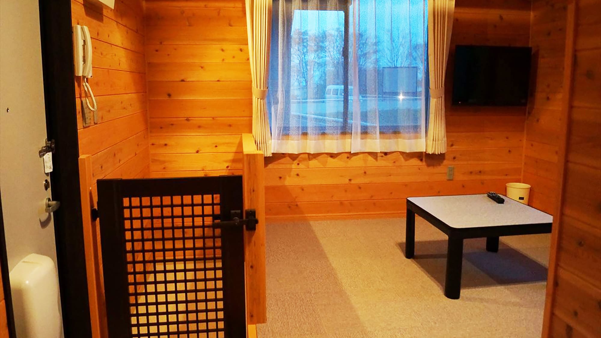 *[Cottage C/D/E] Cottages where you can stay with medium and large dogs